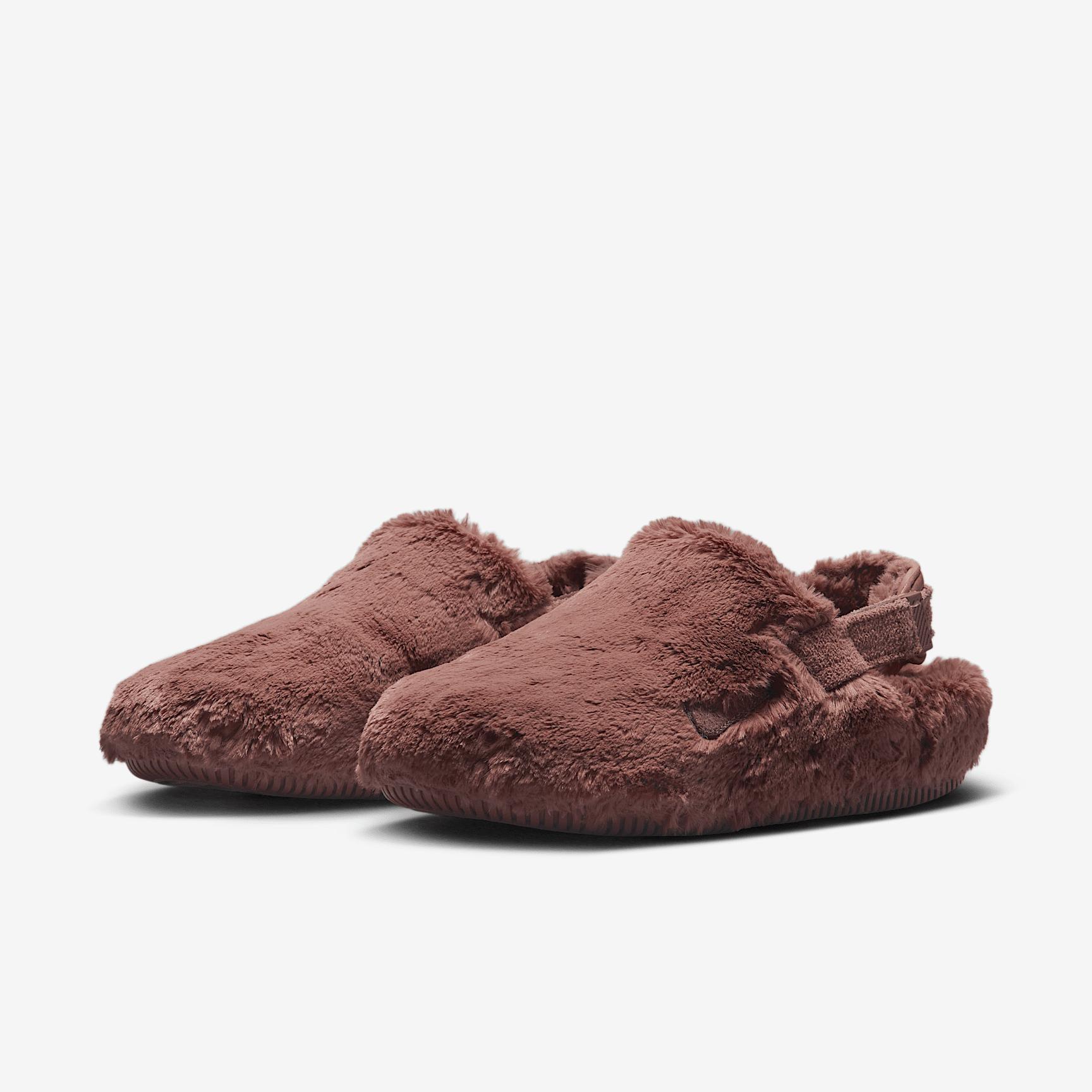 Nike Calm SE Women's Mules Product Image