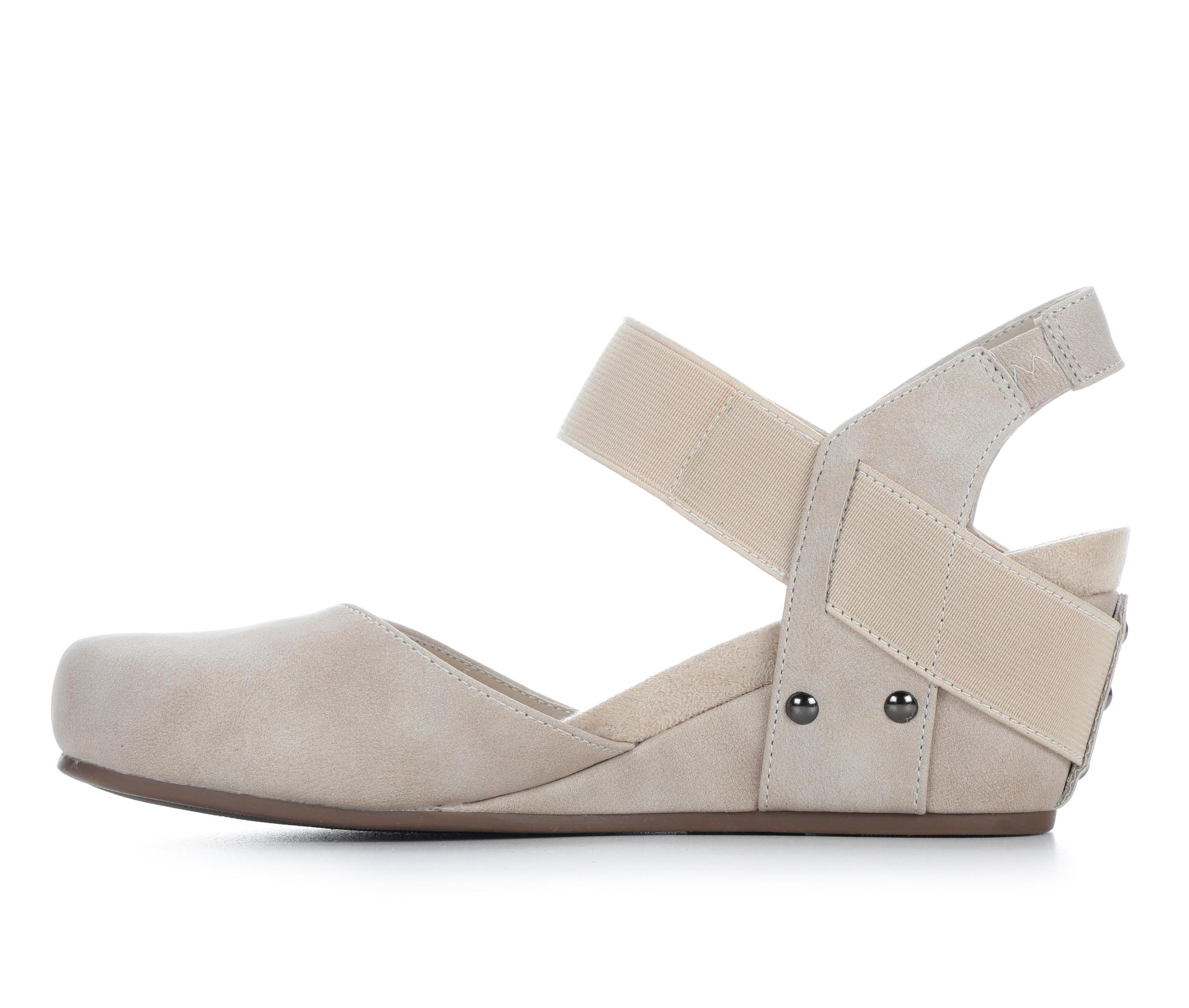 Women's Vintage 7 Eight Freedom Wedges Product Image