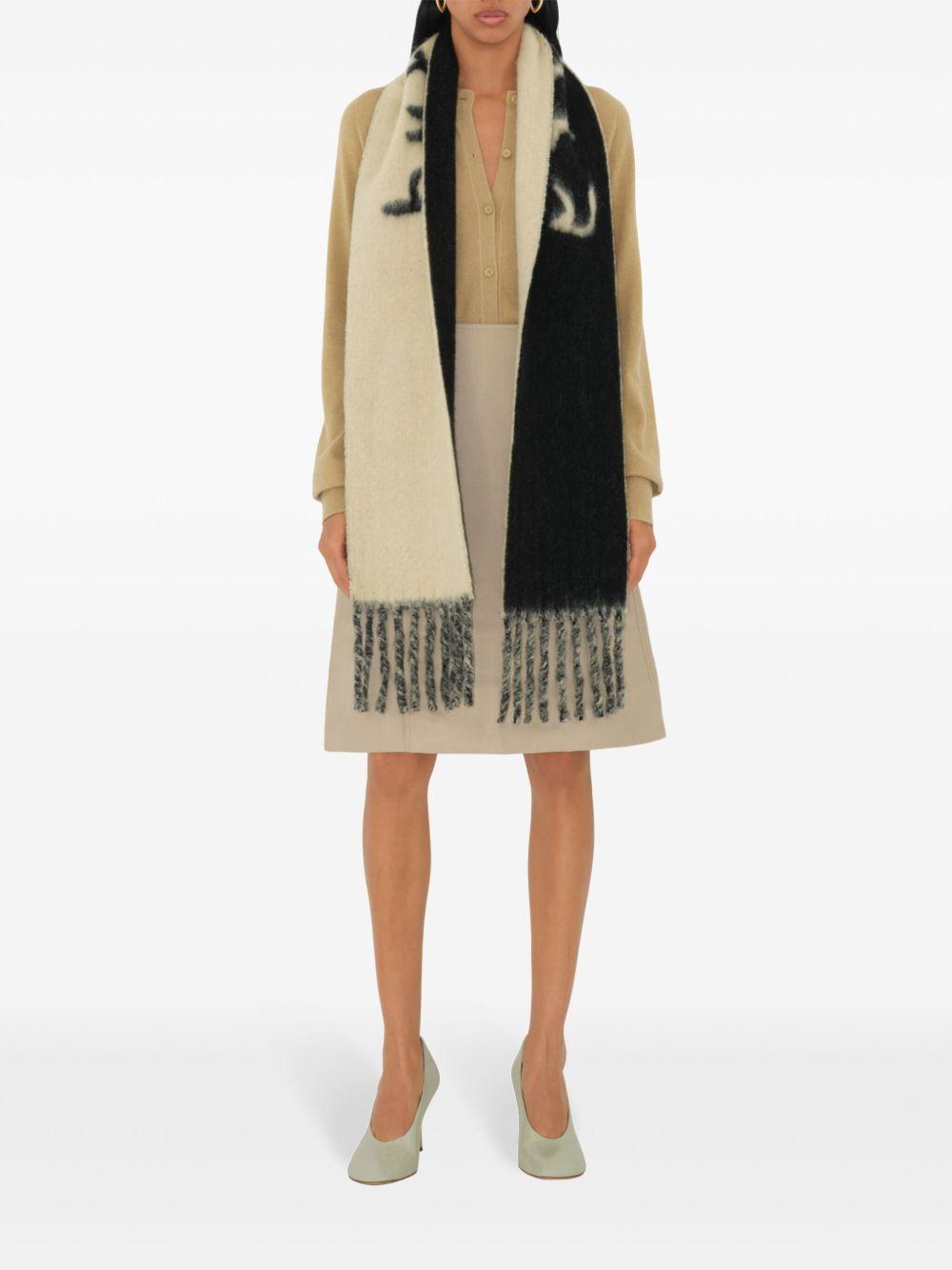 logo-intarsia reversible scarf Product Image