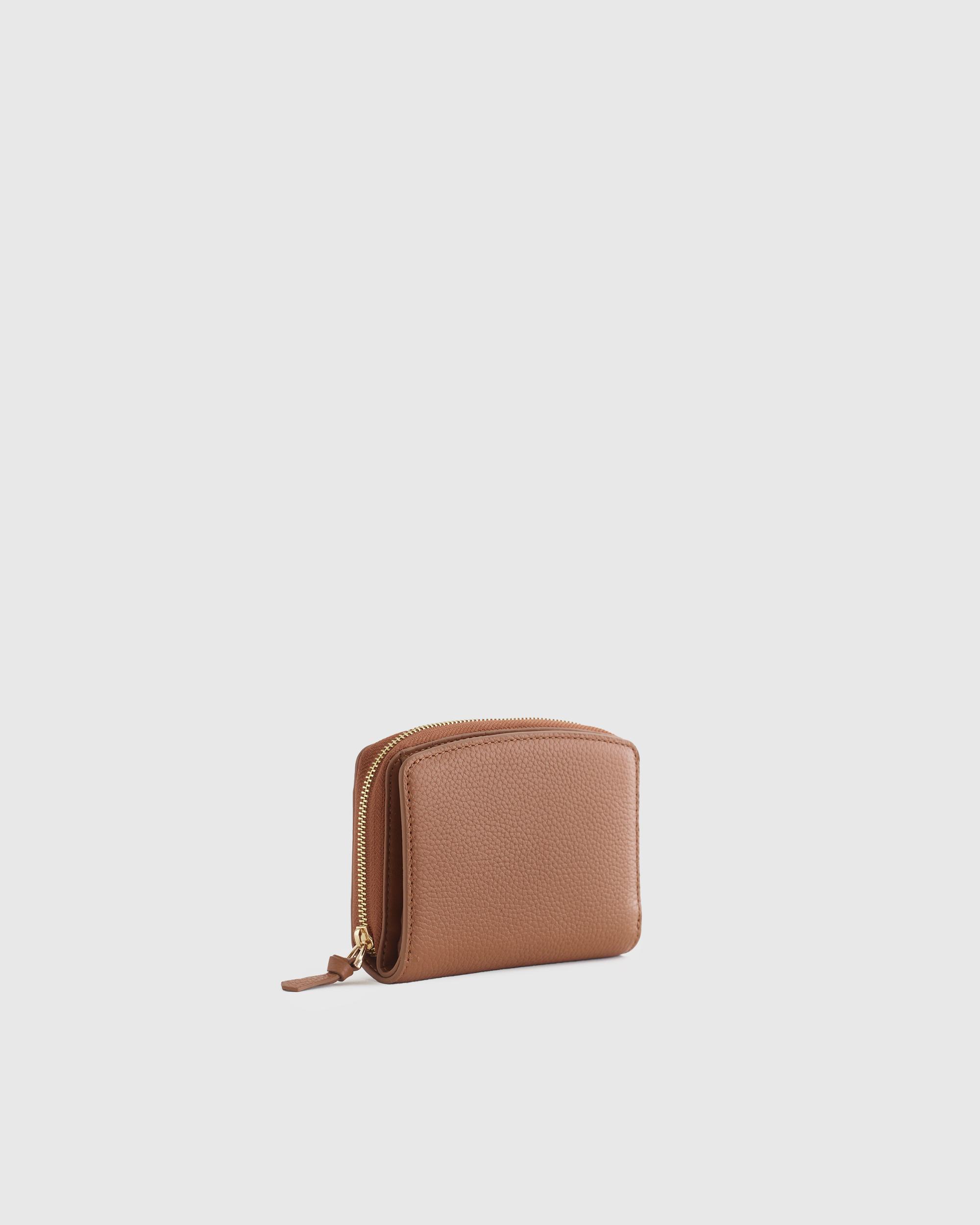 Quince | Women's Italian Pebbled Leather Compact Wallet Italian Leather Product Image