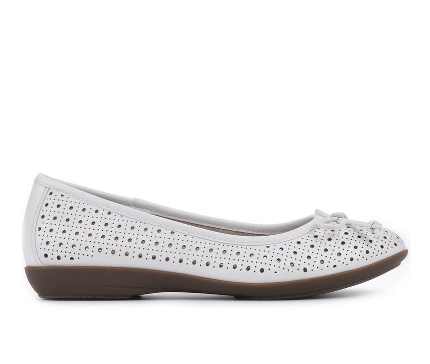 Women's Cliffs by White Mountain Cheryl Flats Product Image