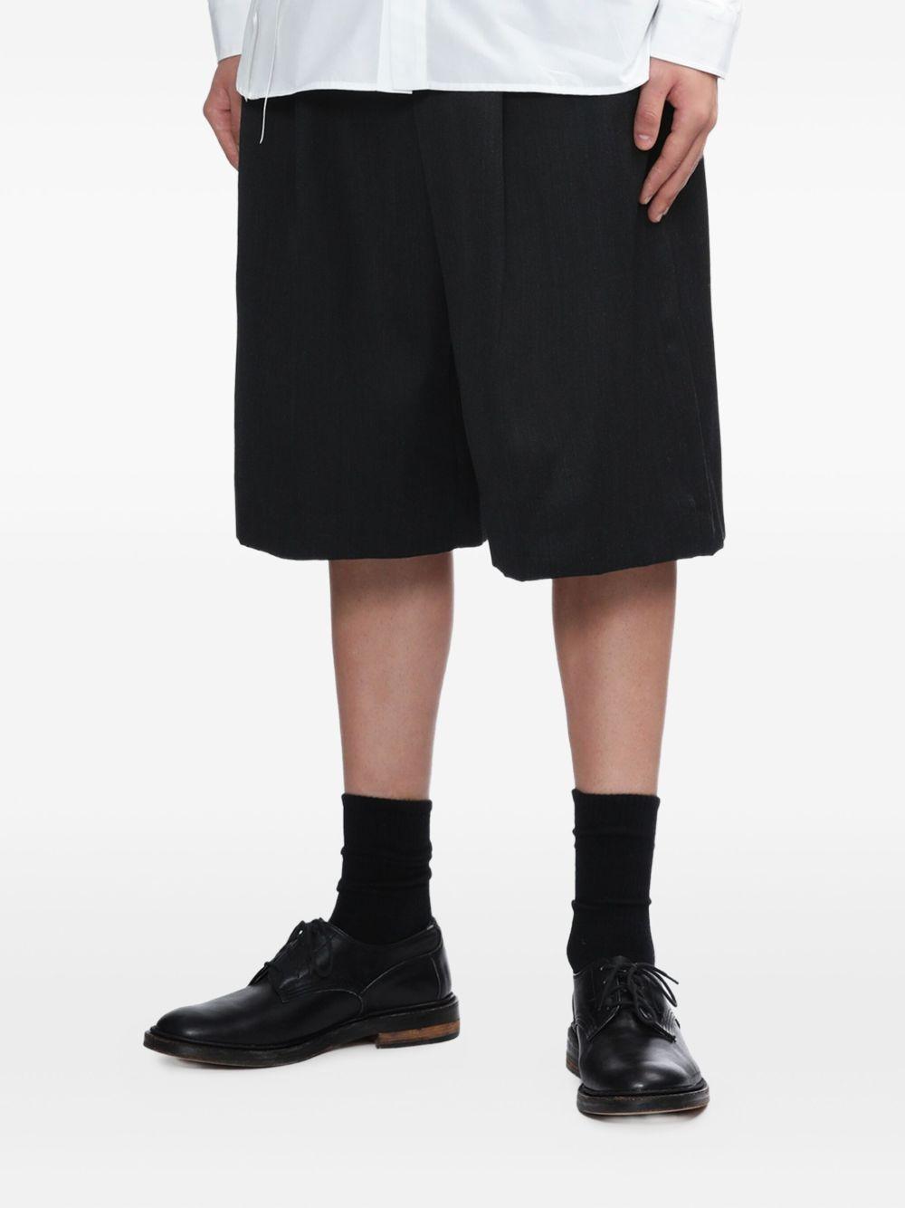 pleated belted shorts Product Image