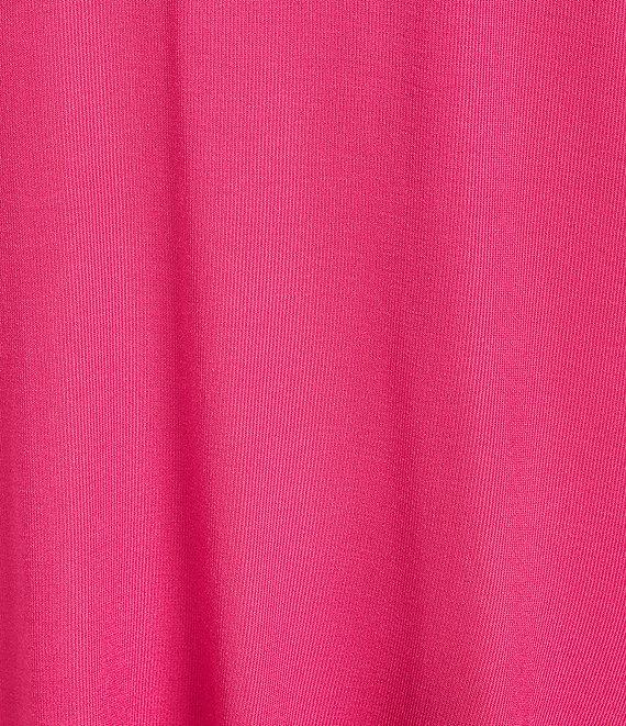 Every Crew Neck Ribbed Short Sleeve Shirttail Hem Tee Shirt Product Image