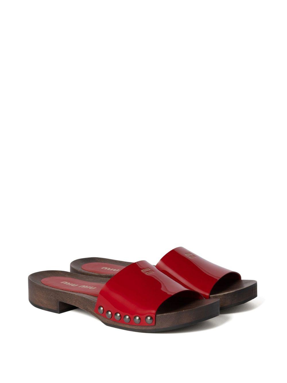 leather slides Product Image
