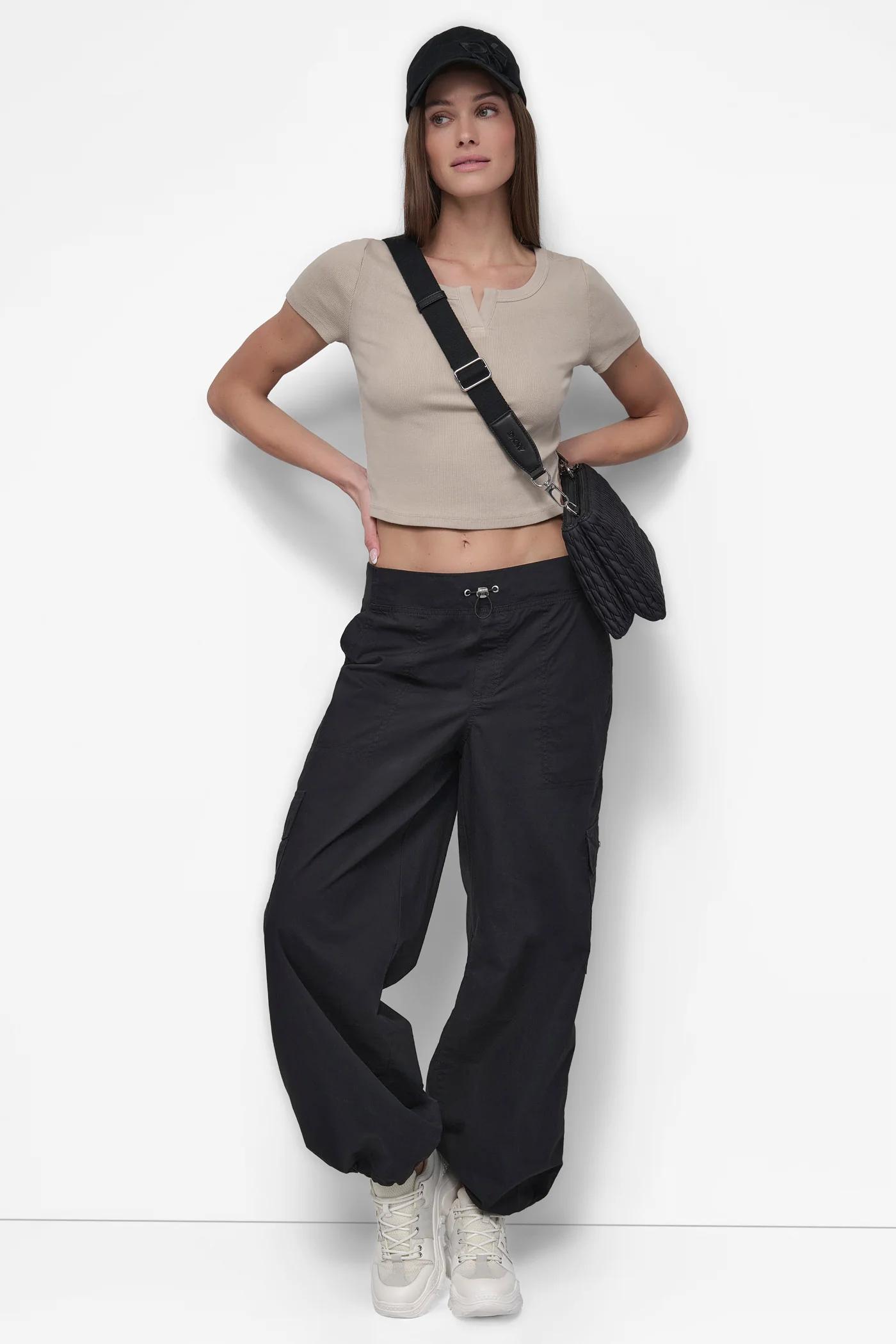 RIBBED NOTCH NECK CROPPED TEE Product Image