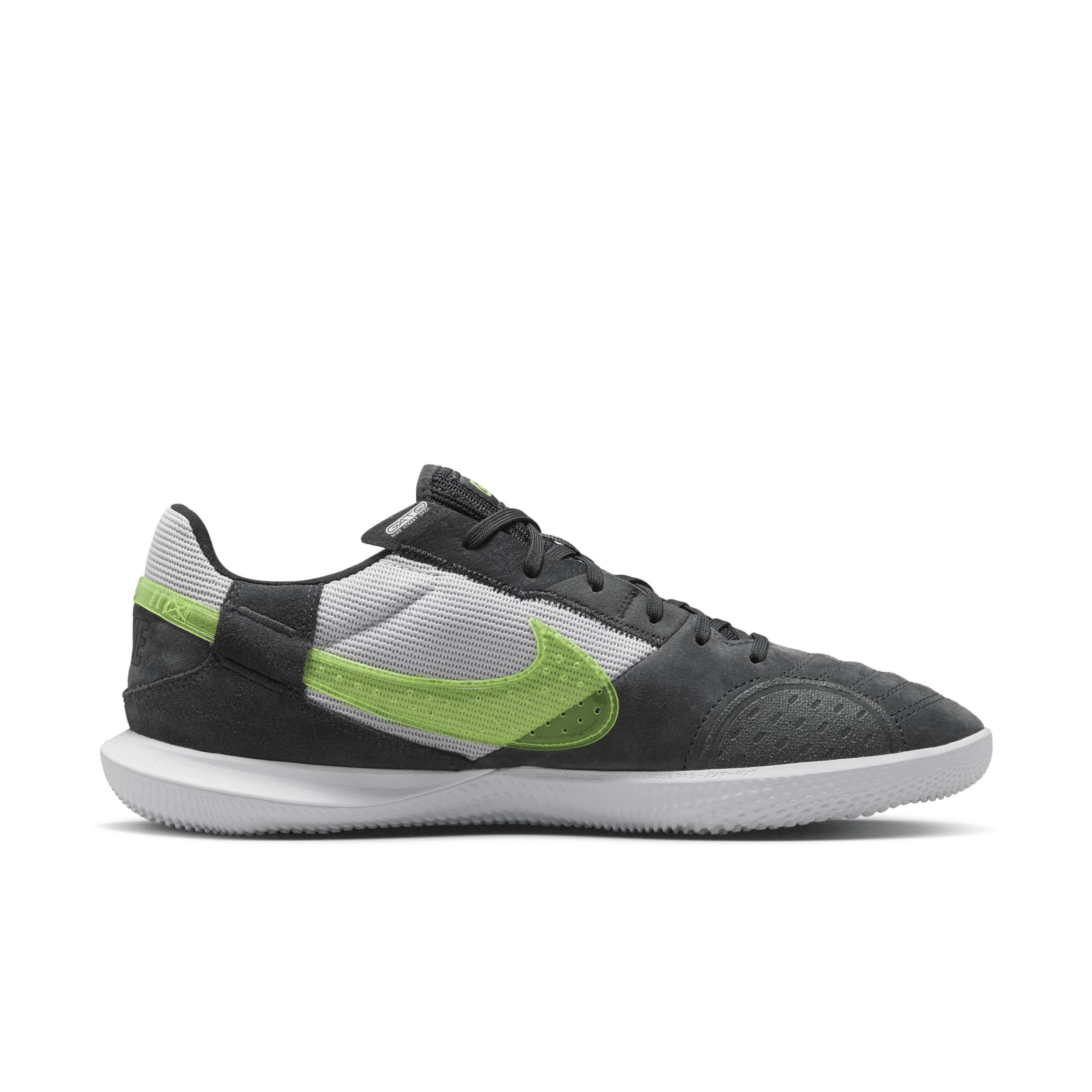 Nike Men's Streetgato Low-Top Soccer Shoes Product Image