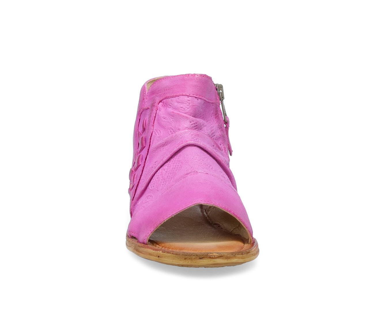 Women's Miz Mooz Flaire Sandals Product Image
