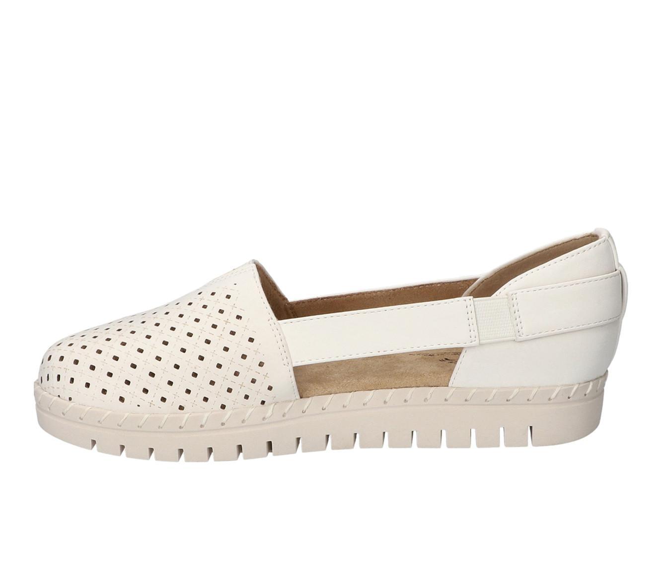 Women's Easy Street Fedra Flats Product Image