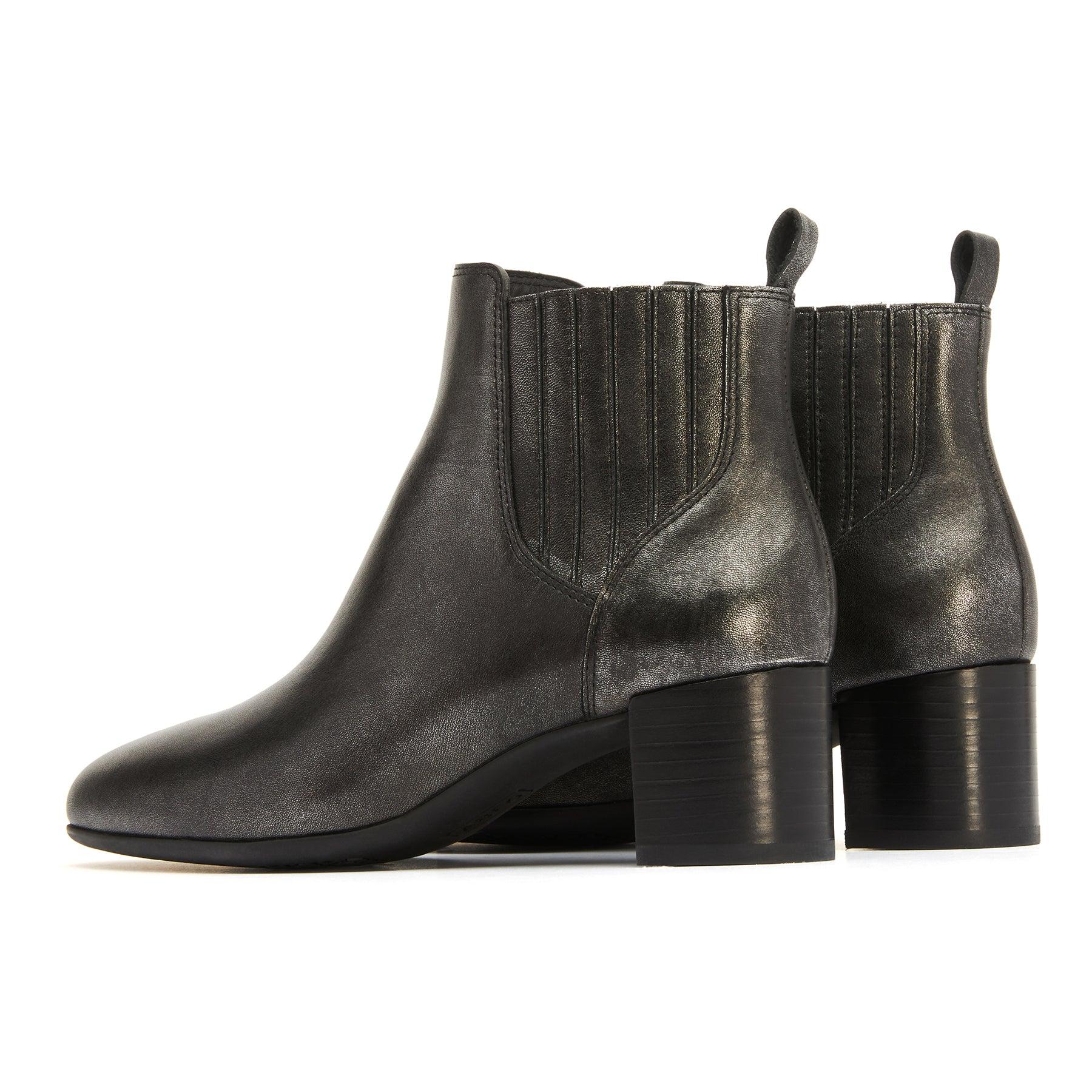 Plaza Chelsea Metatarsal Female Product Image