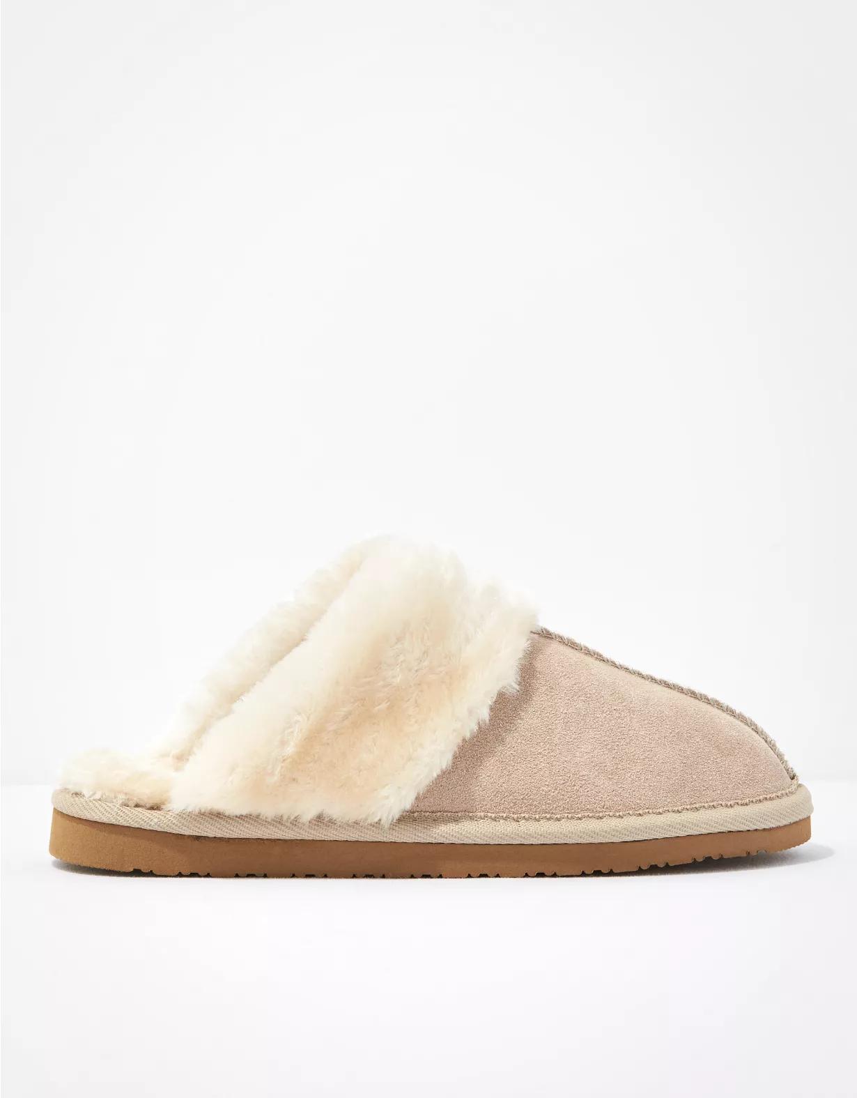 Minnetonka Women's Chesney Scuff Slipper Product Image