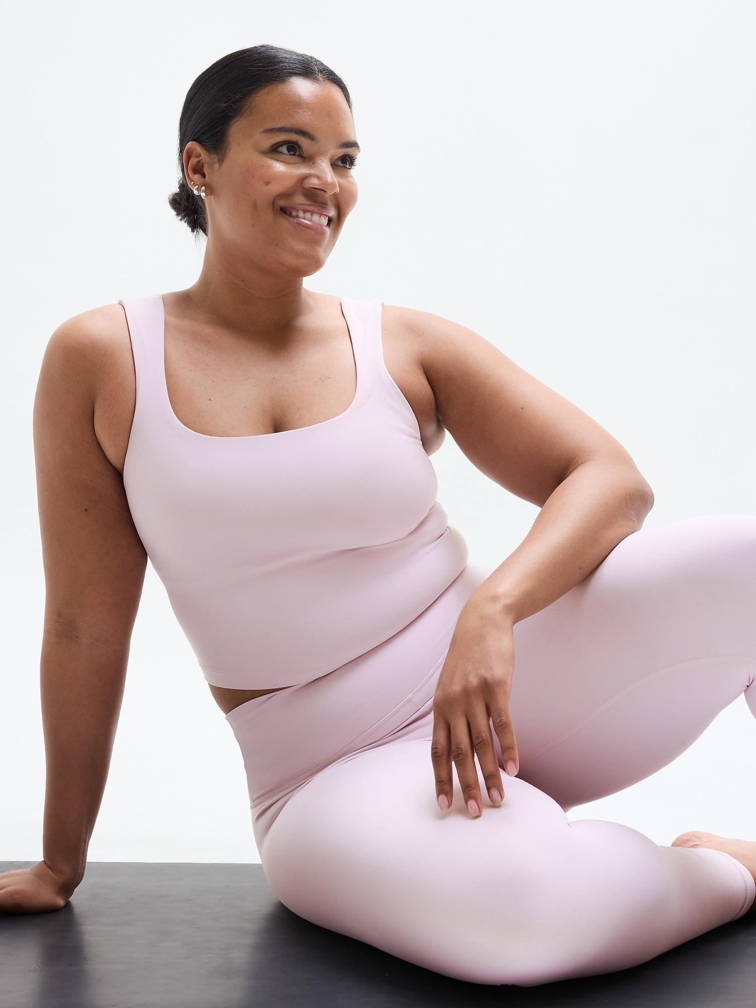 Transcend Square Neck Crop Sports Bra D-DD Product Image