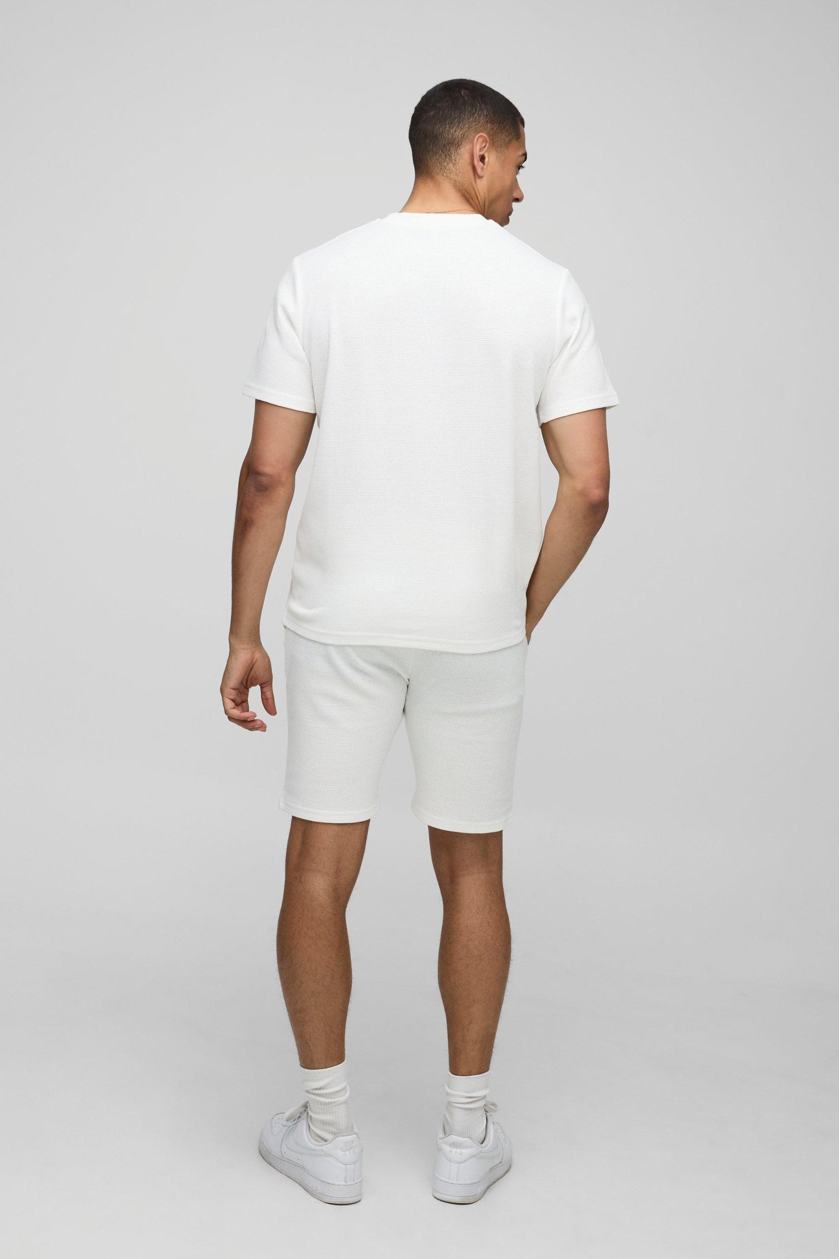 Regular Fit Man Waffle T-Shirt & Short Set | boohooMAN USA Product Image