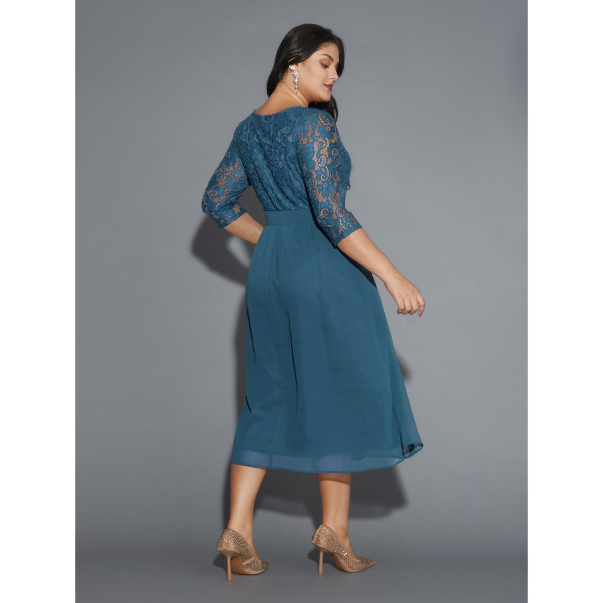 Plus Size Lace Patchwork Shirred Midi Pocket Dress Mediumblue Women Cocktail Woven ribbon&lace trim Round Neck Elbow-length sleeve Curvy BloomChic 14-16/1X Product Image