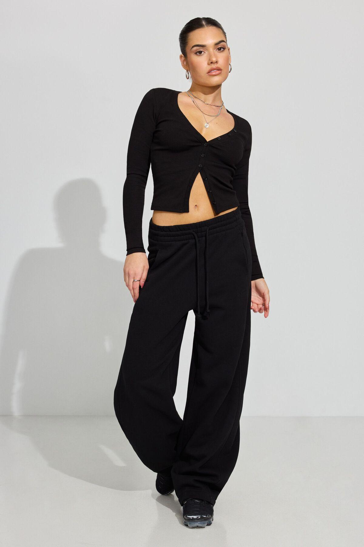 UltraFleece Cargo Sweatpants Product Image