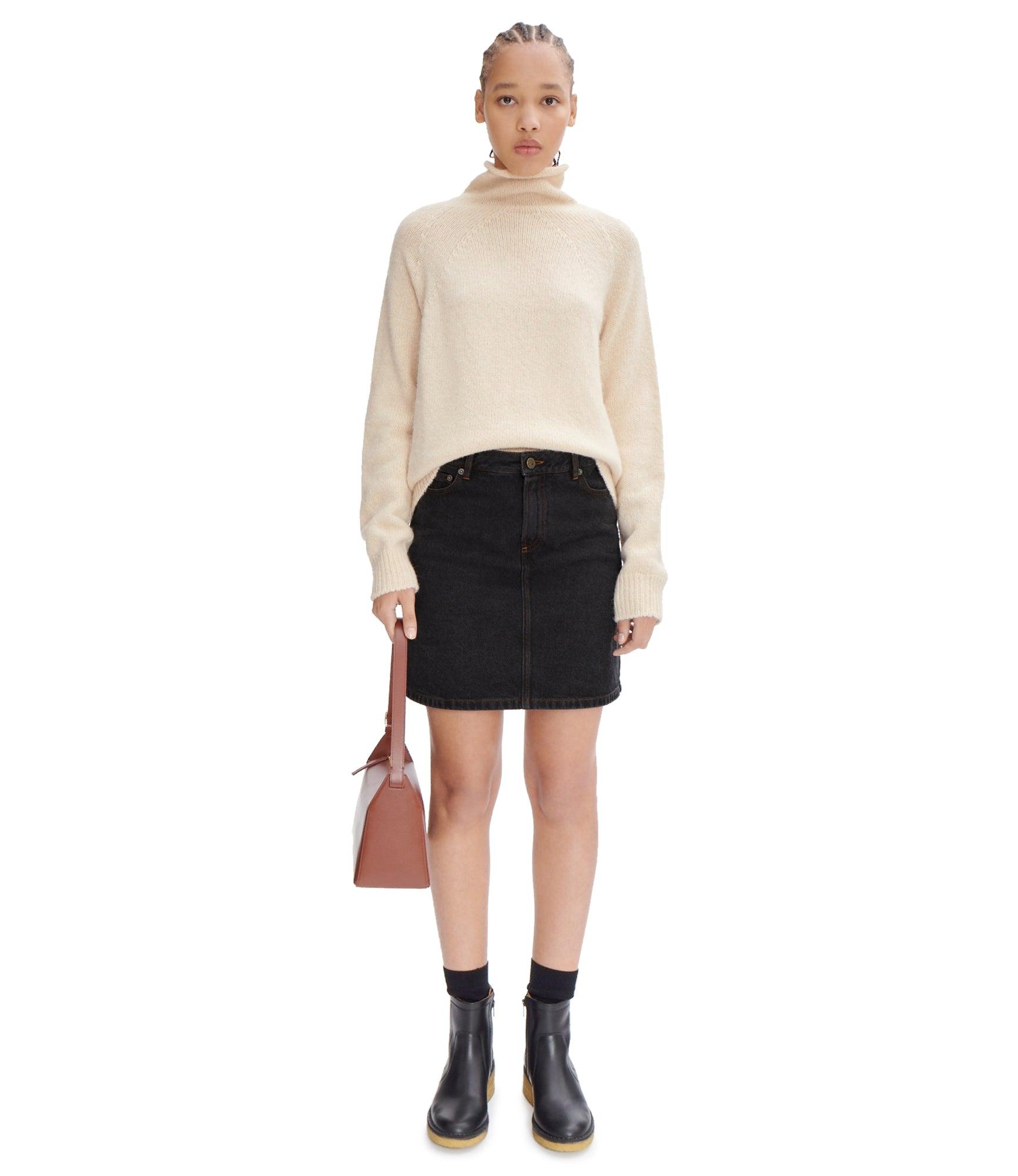 Standard skirt Female Product Image