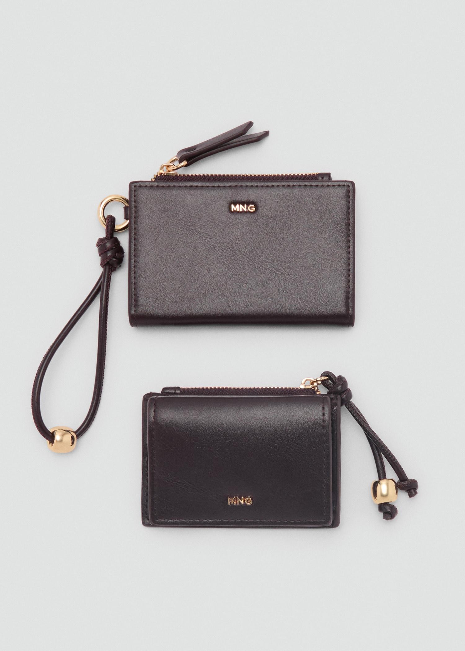 Leather-effect wallet with zipper - Women | MANGO USA Product Image