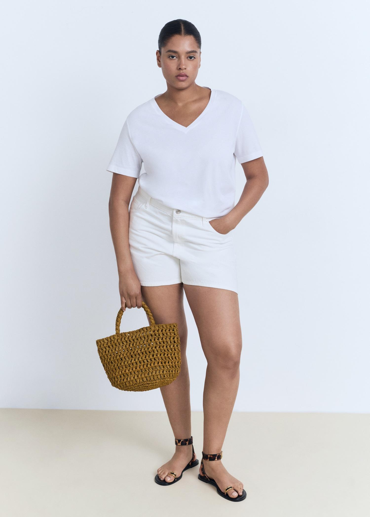 V-neck cotton T-shirt - Women | MANGO USA Product Image