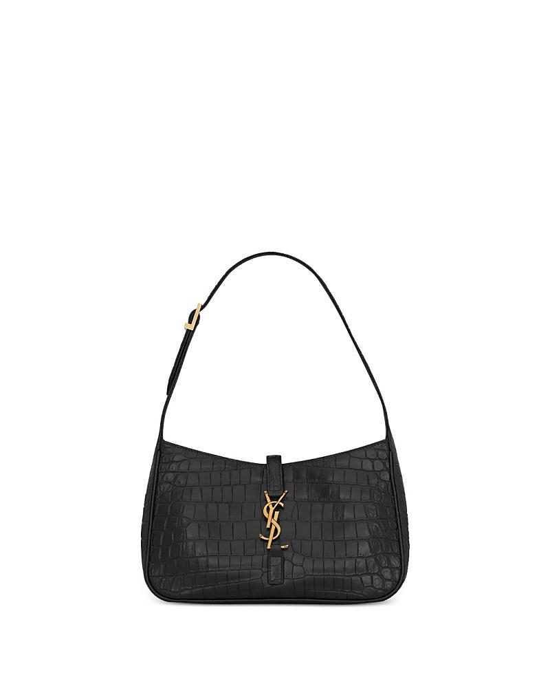 Womens Le 5 7 Shoulder Bag in Patent Leather Product Image