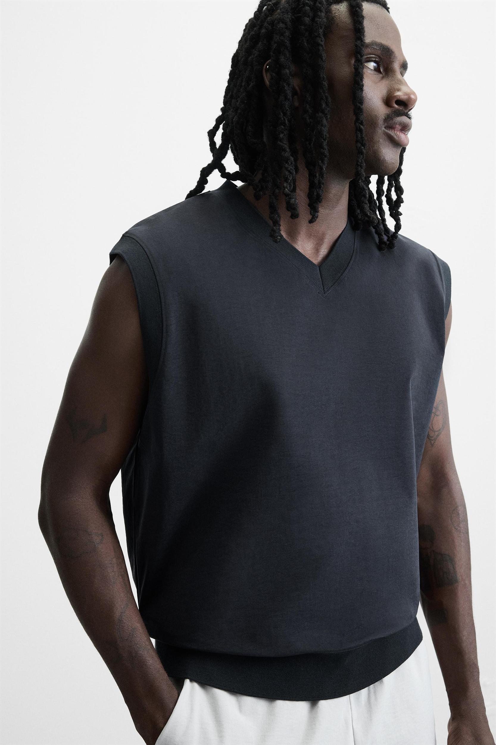 TECHNICAL TANK TOP Product Image