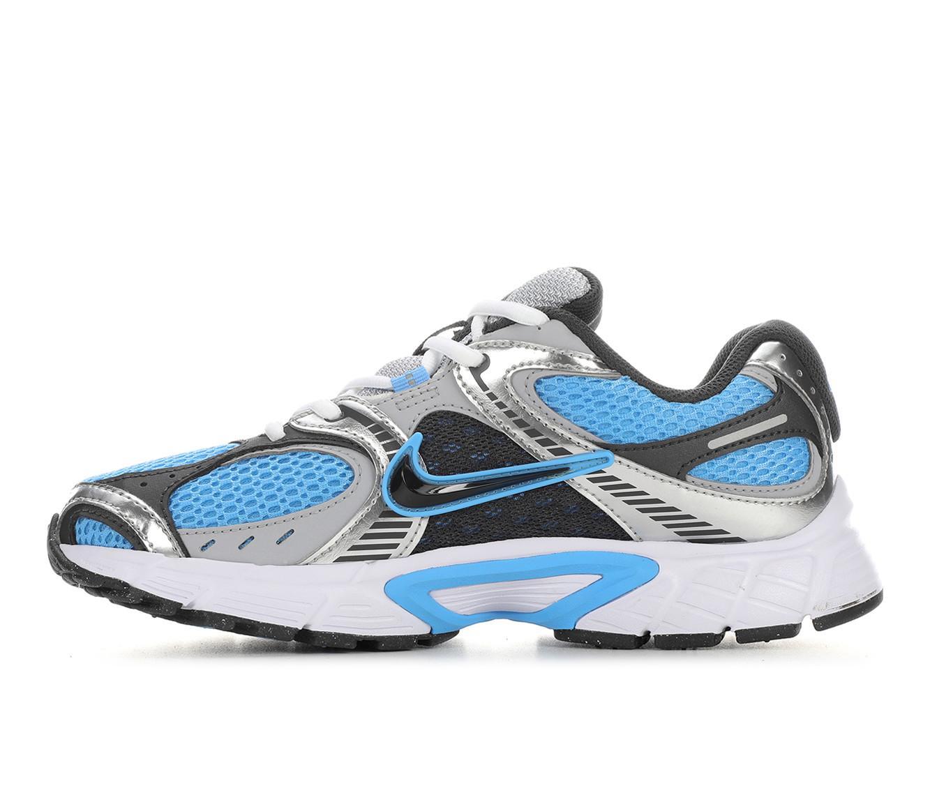 Women's Nike V5 RNR Sneakers Product Image