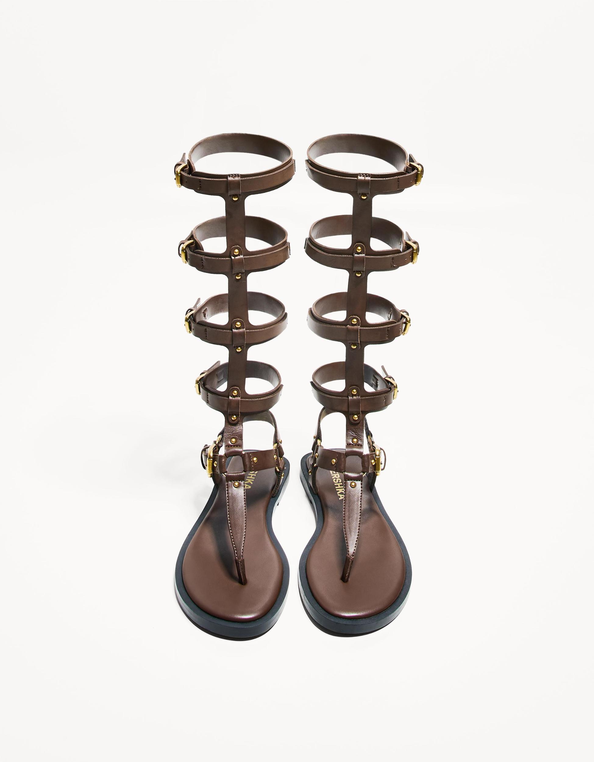 Flat knee-high sandals Product Image