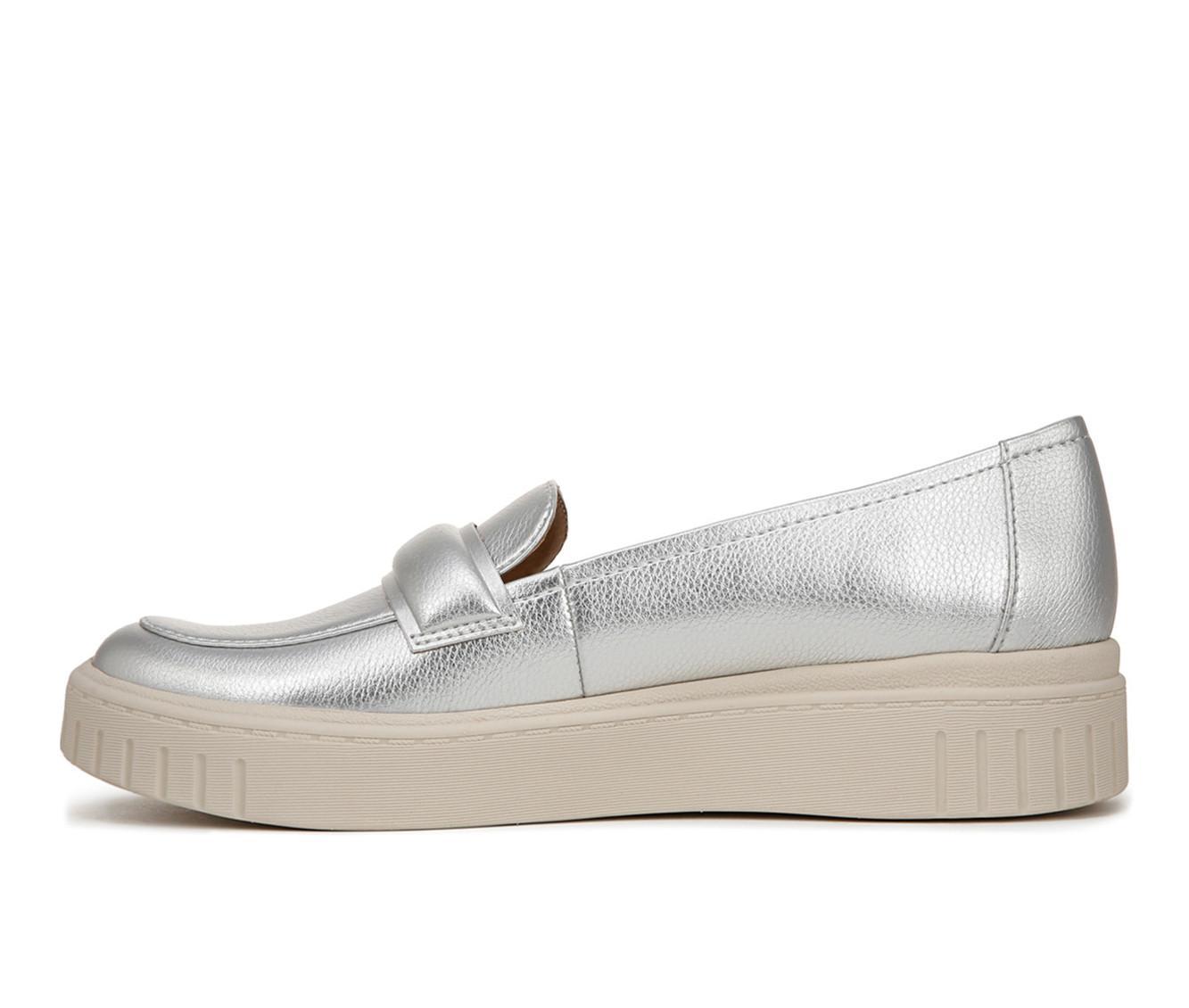 Women's LifeStride Geneva Loafers Product Image