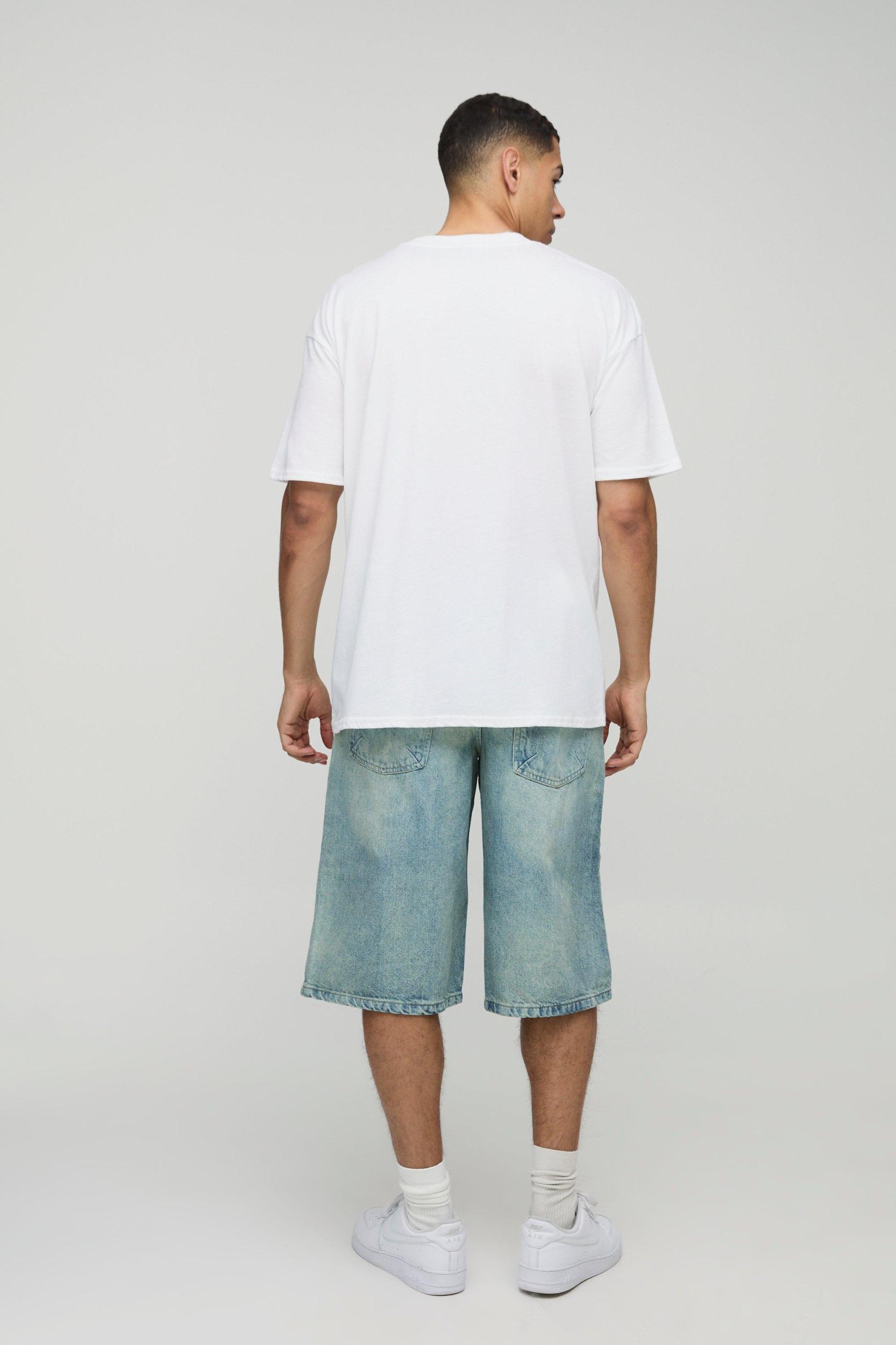 Oversized Health and Wellness Sports Club T-Shirt | boohooMAN USA Product Image