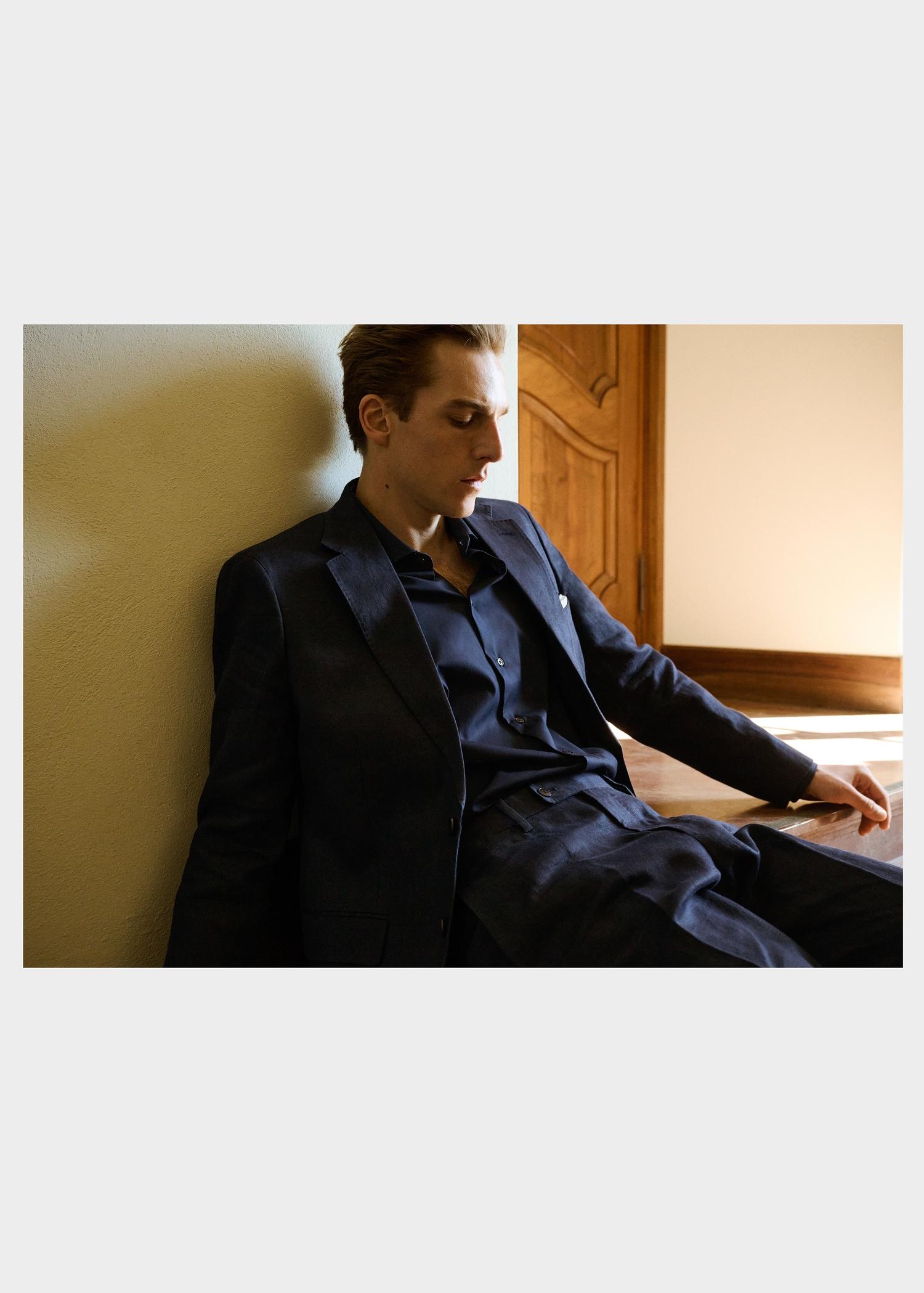 Amalfi 100% linen slim-fit suit blazer - Men | MANGO USA Product Image