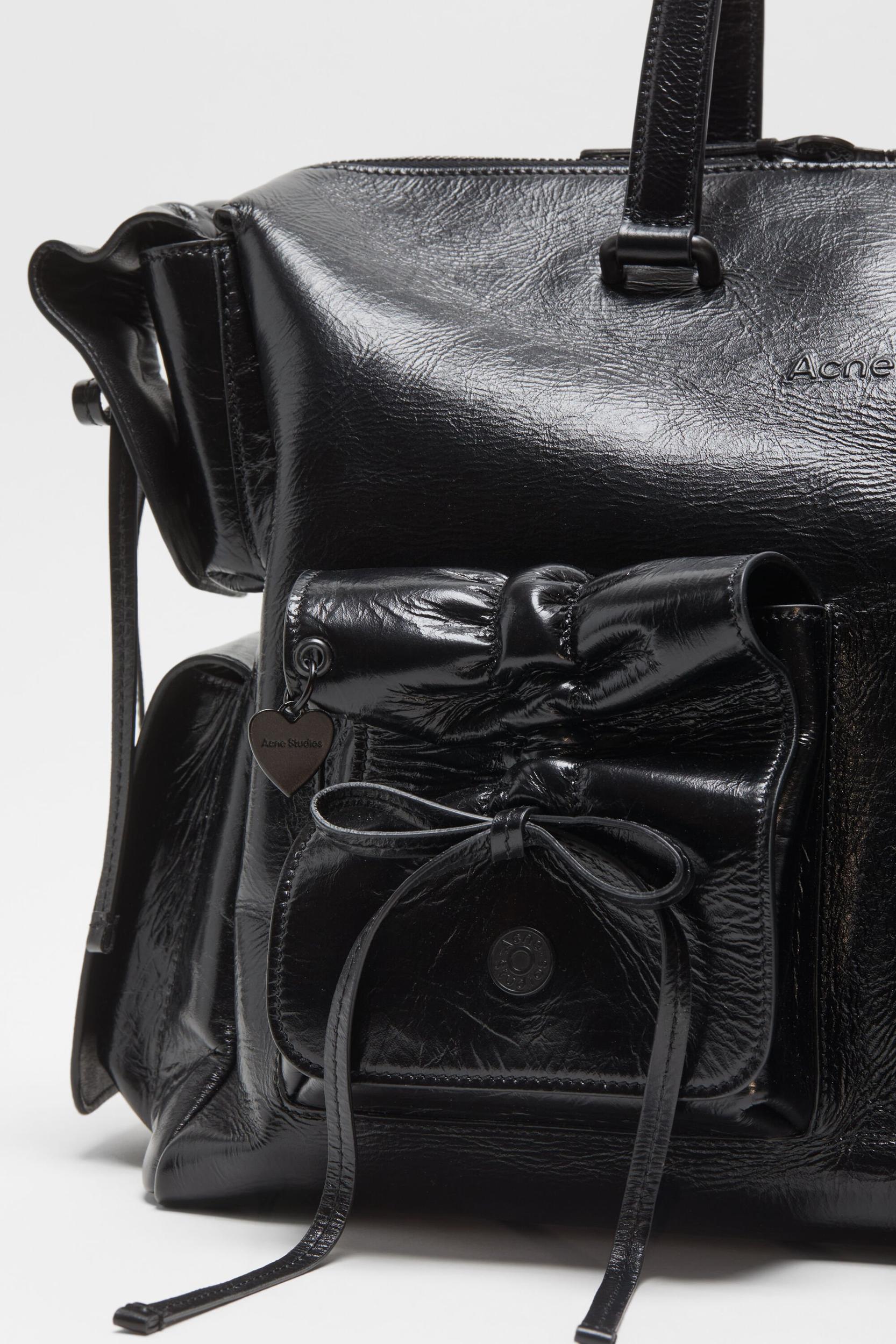 MULTIPOCKET TOTE BAG Product Image