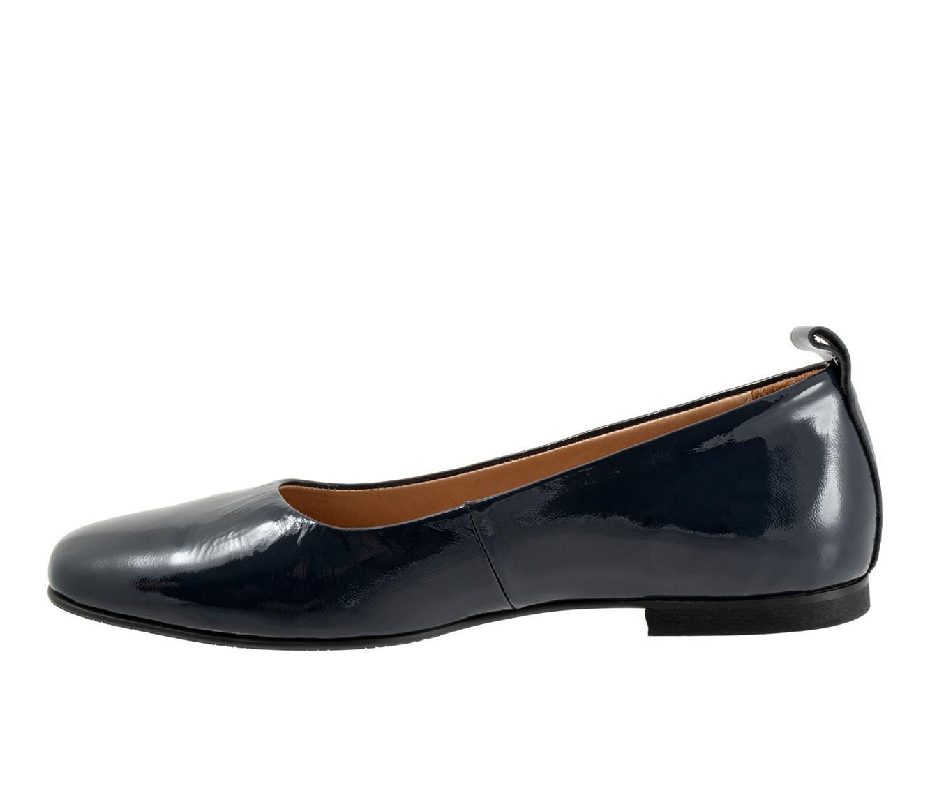 Women's Bueno Elizabeth Flats Product Image