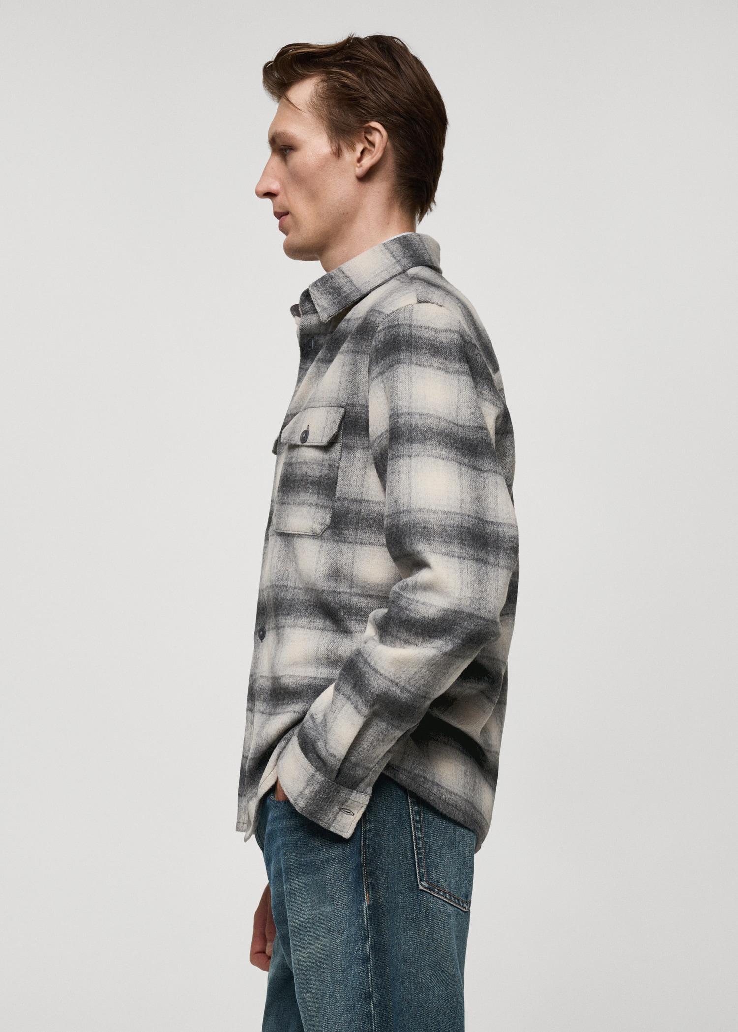 Plaid wool overshirt with pockets - Men | MANGO USA Product Image