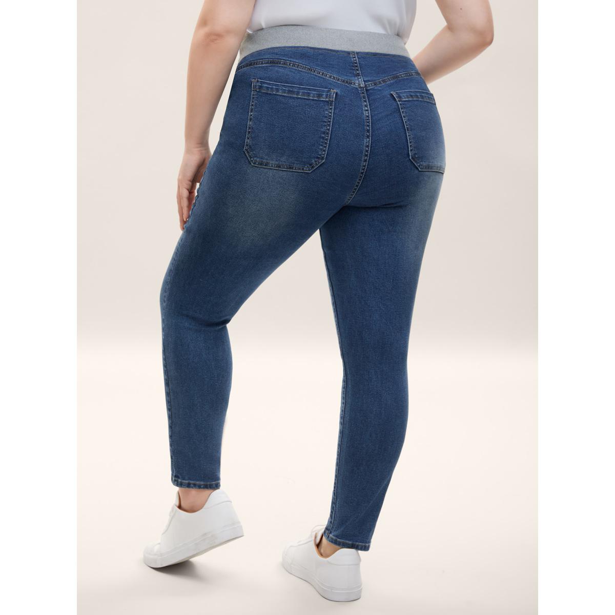 Plus Size Skinny Fit Classic Mid-Rise Jeans Women Darkindigo Medium stretch Slanted pocket Jeans BloomChic 24/3X Product Image