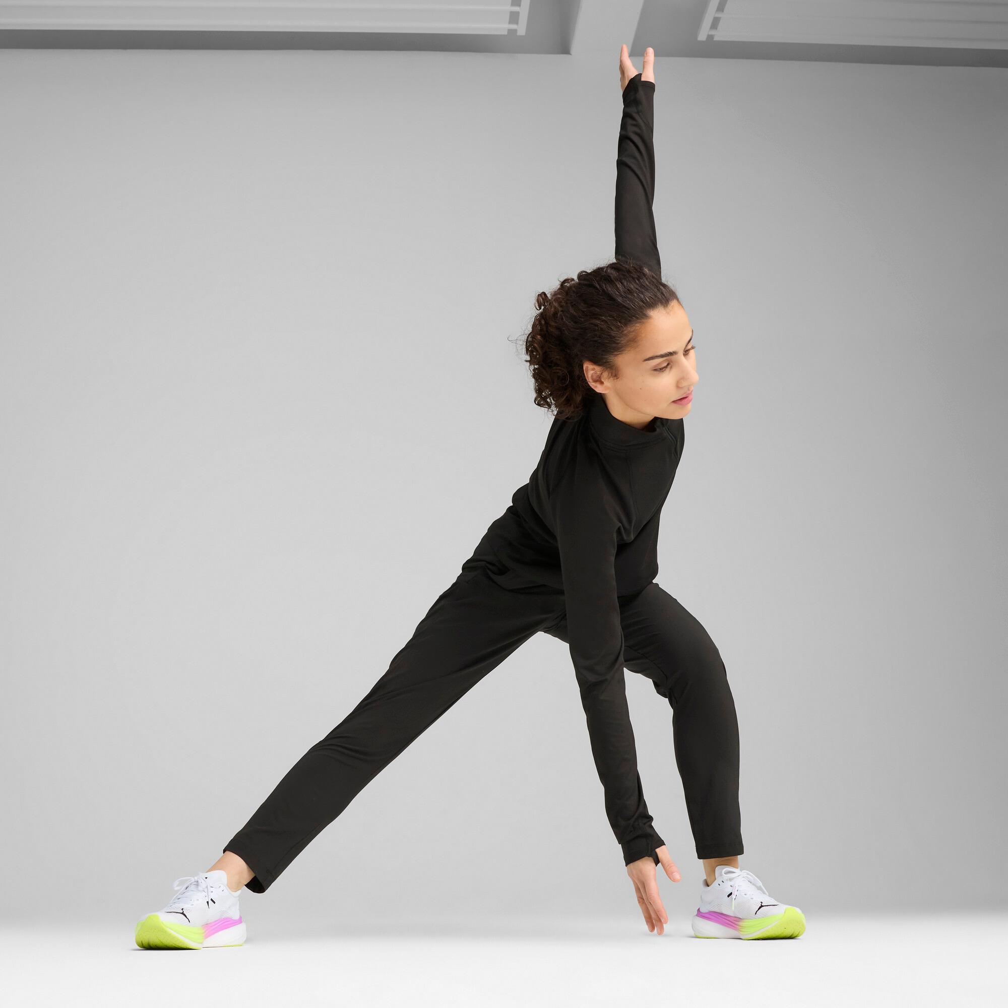 RUN VELOCITY TAPERED PANT Women Product Image