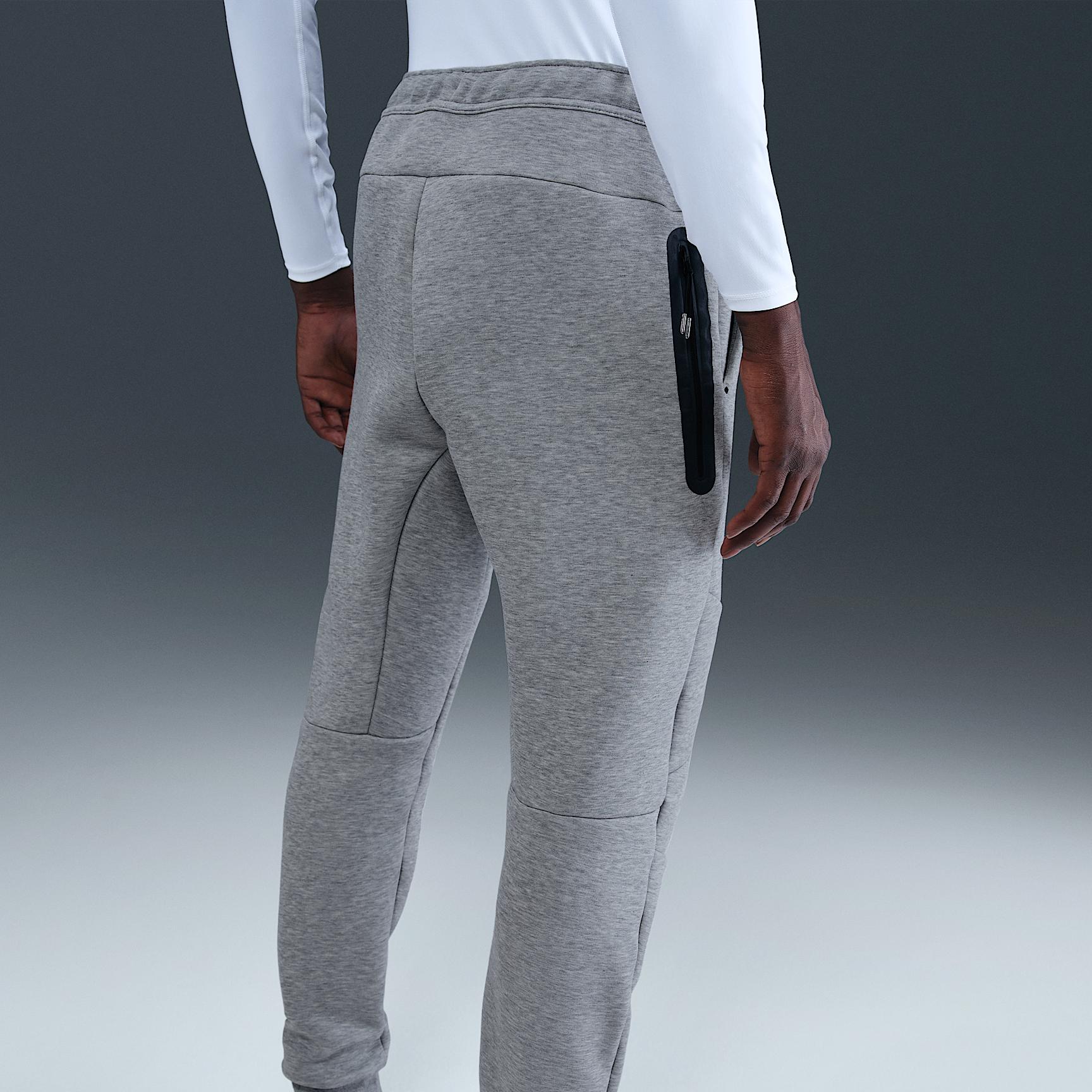 Nike Mens Kobe Tech Fleece Jogger Pants | IB2716-010 Product Image