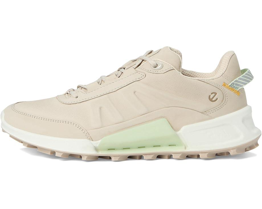 Ultra Terrain Low Hiking Shoe Product Image