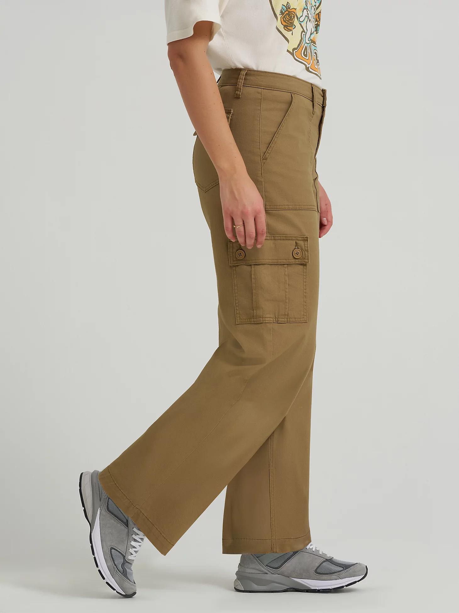Women's Loose Straight Cargo Pant | Women's Pants | Lee® Product Image