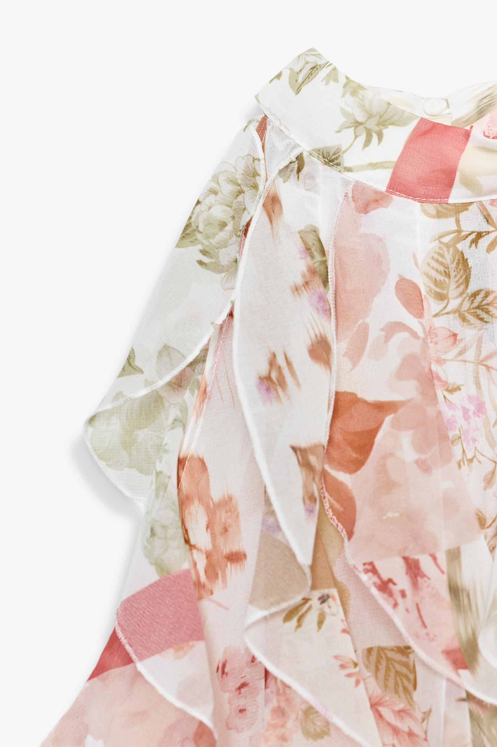 FLORAL PRINT RUFFLED TOP Product Image