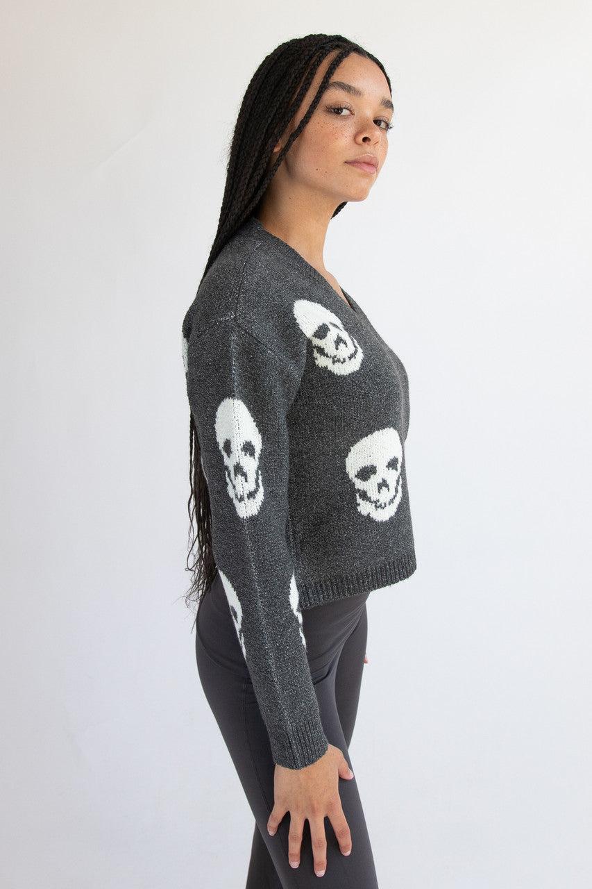 Skull Pullover Sweater Product Image