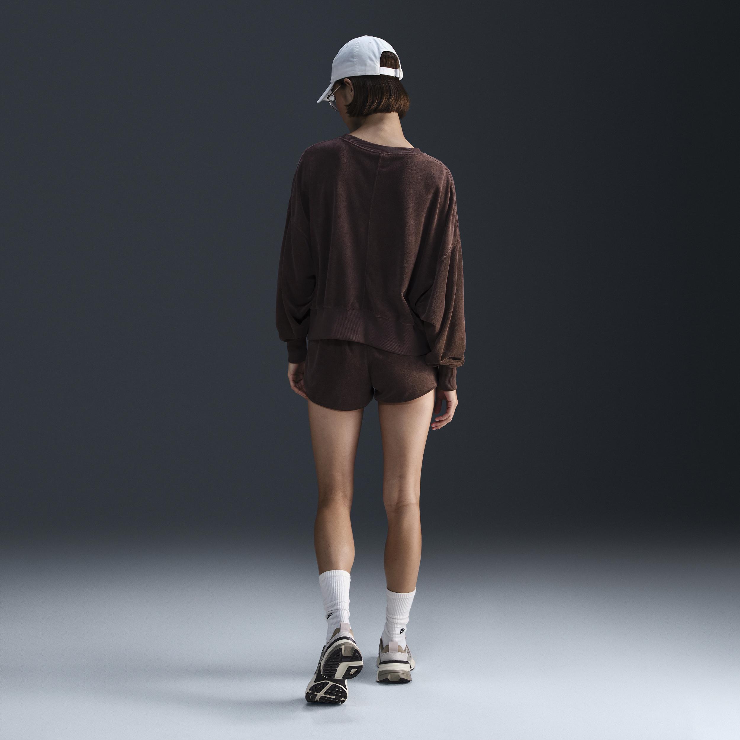 Nike Women's Court Heritage Over-Oversized Crew-Neck Graphic Tennis Sweatshirt Product Image