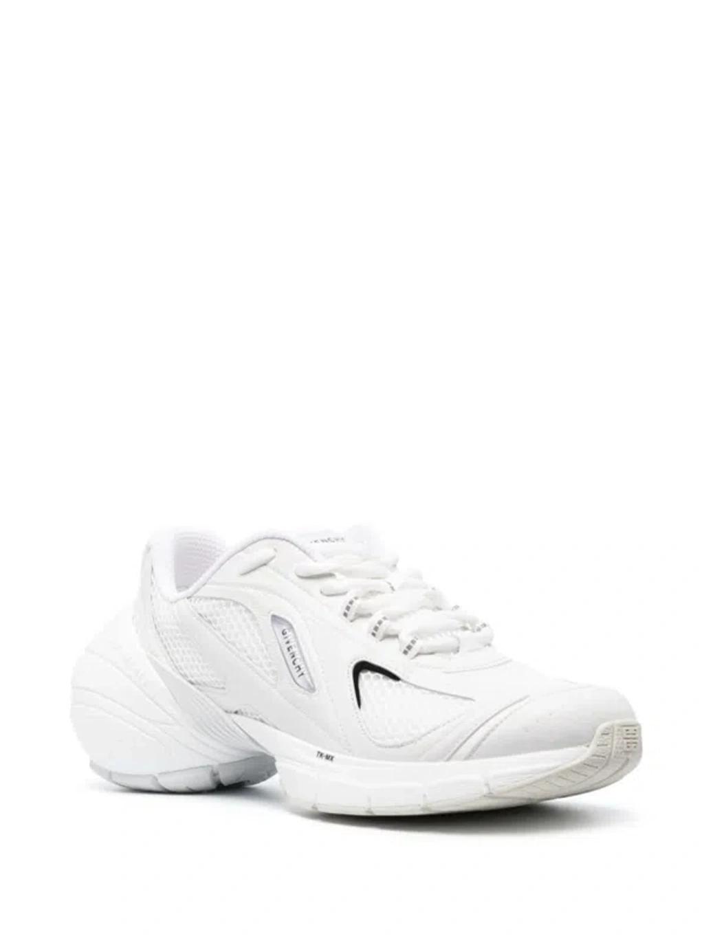 GIVENCHY Sneakers In White Product Image