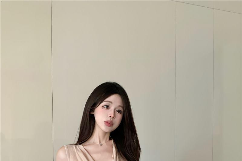 Sleeveless Cowl Neck Plain Ruched Mini Sheath Dress Product Image