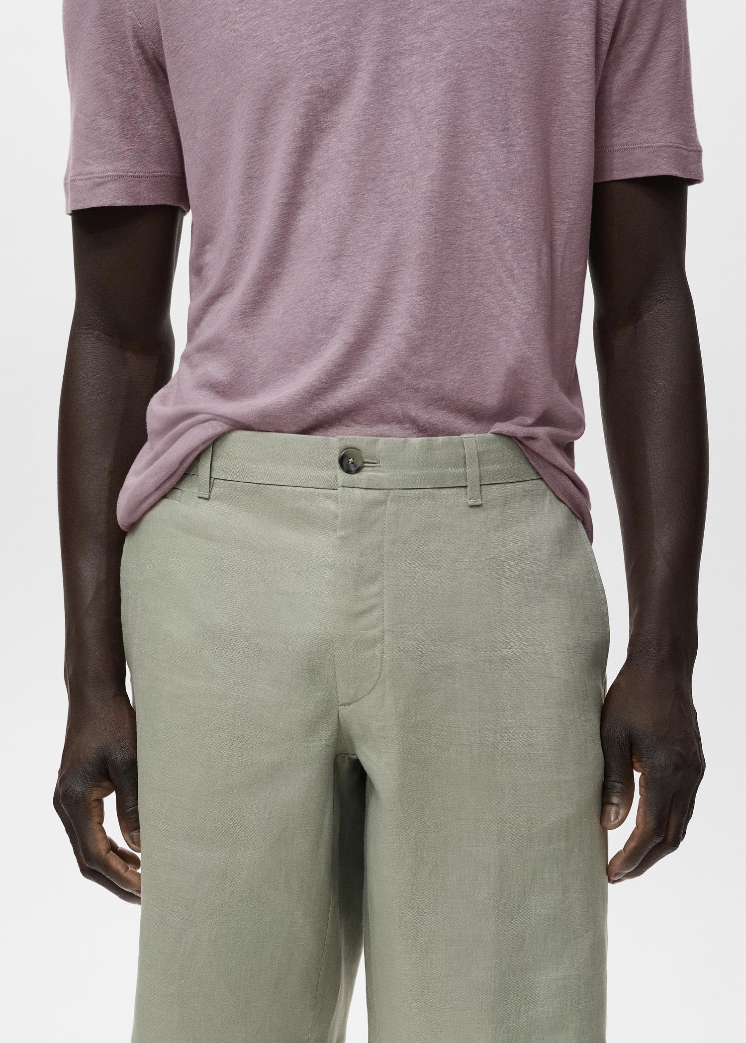 Slim-fit 100% linen bermuda shorts - Men | MANGO USA Product Image