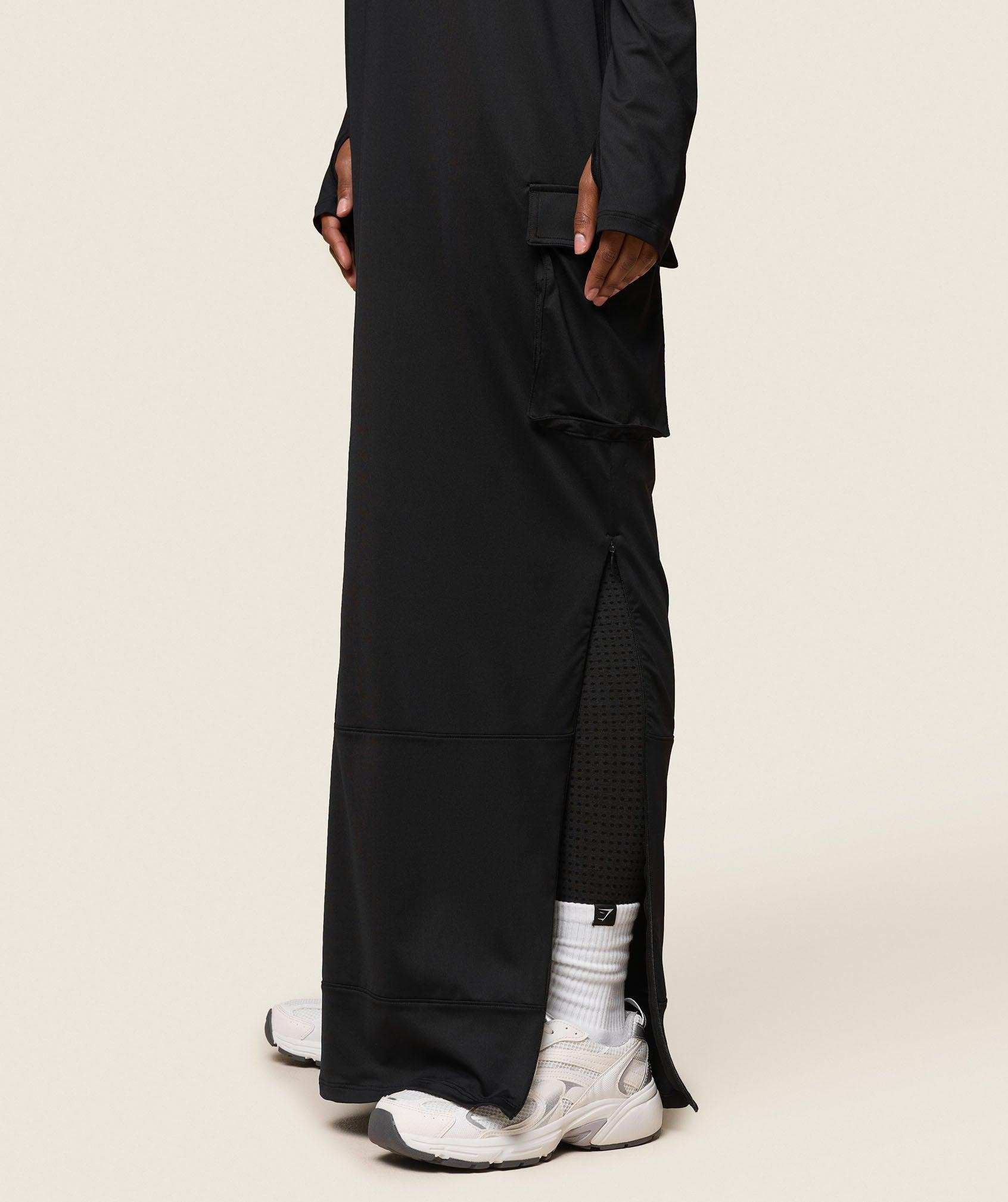 Gymshark GS x Leana Deeb Abaya - Black Female Product Image