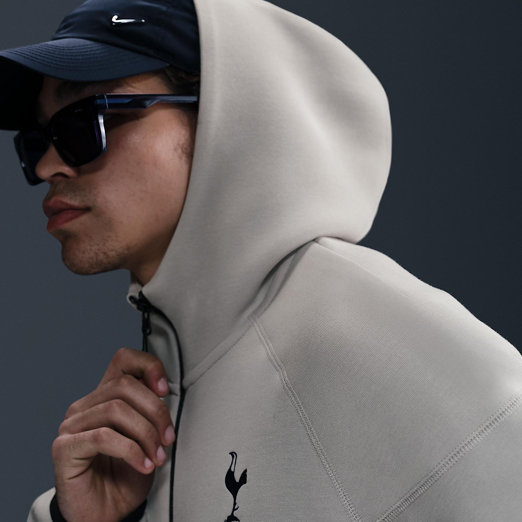 Tottenham Hotspur Tech Windrunner Nike Mens Soccer Fleece Full-Zip Hoodie | HJ6434-014 Product Image
