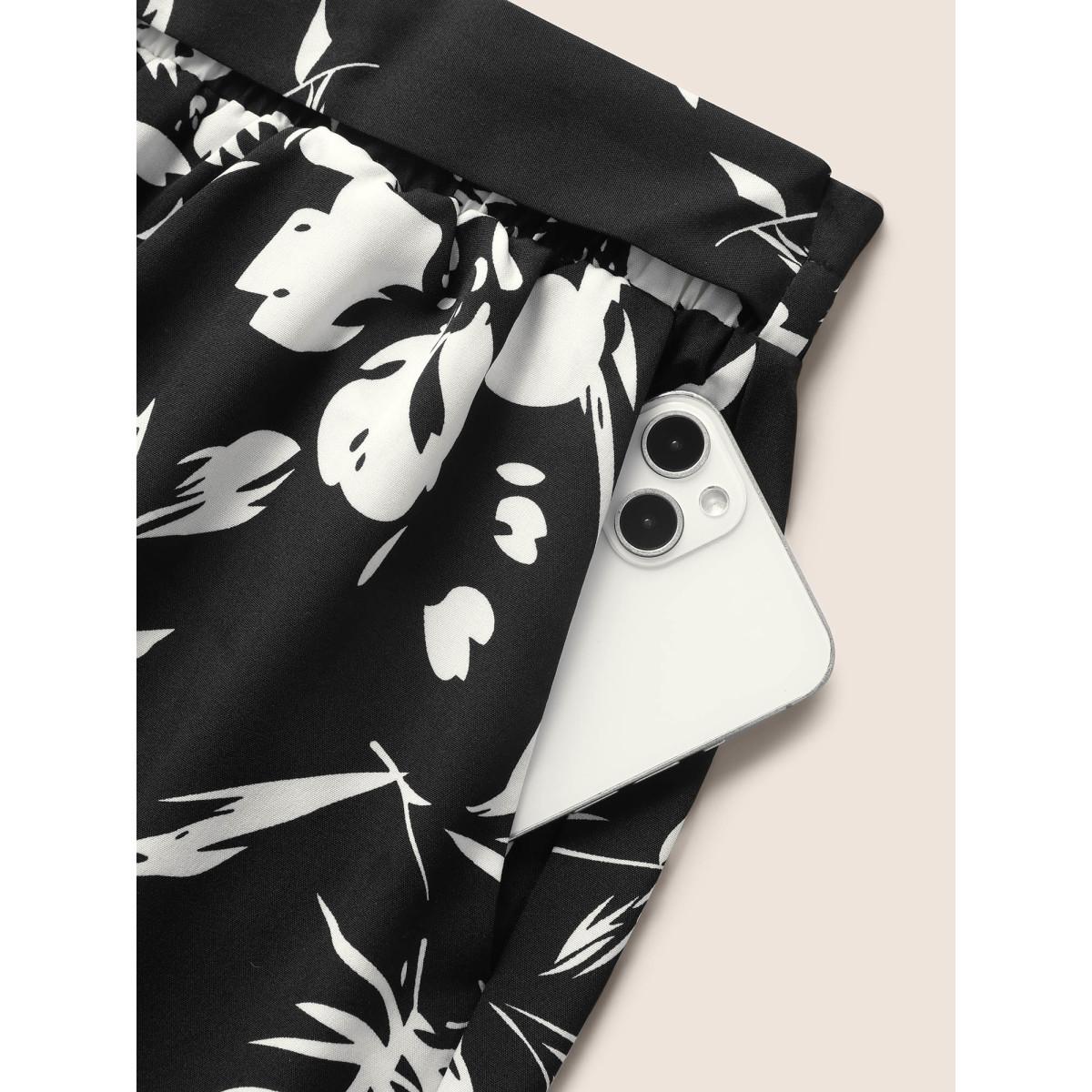 Plus Size Silhouette Floral Print Tie Knot Wide Leg Pants Women Black Casual Wide Leg Mid Rise Everyday Pants BloomChic 14-16/1X Product Image