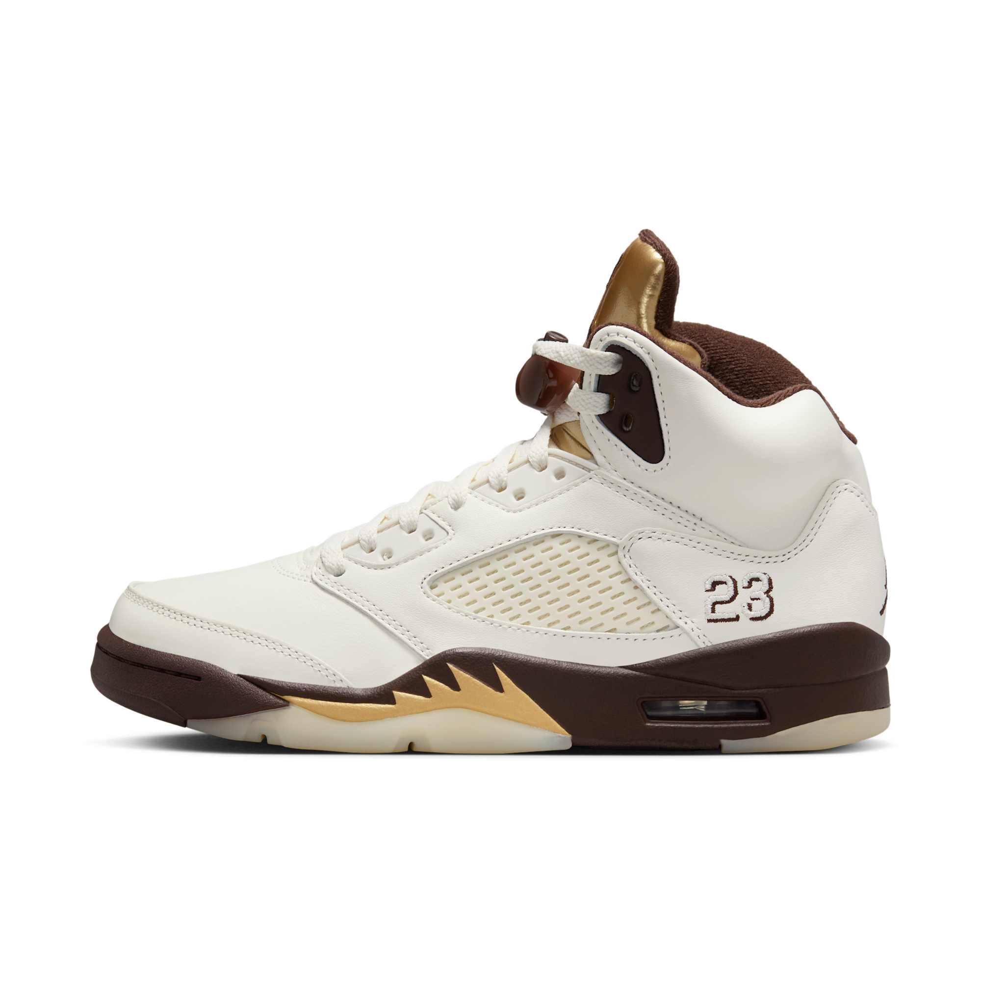 Womens Air Retro 5 Basketball Shoes Product Image