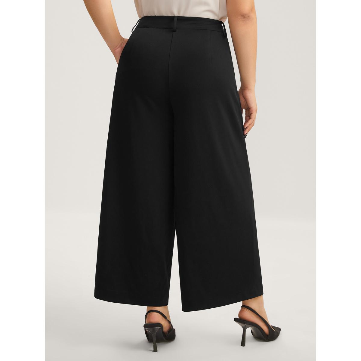 Plus Size Pockets Wide-Leg Solid Pants Women Black At the Office Wide Leg Mid Rise Work Pants BloomChic 14-16/1X Product Image