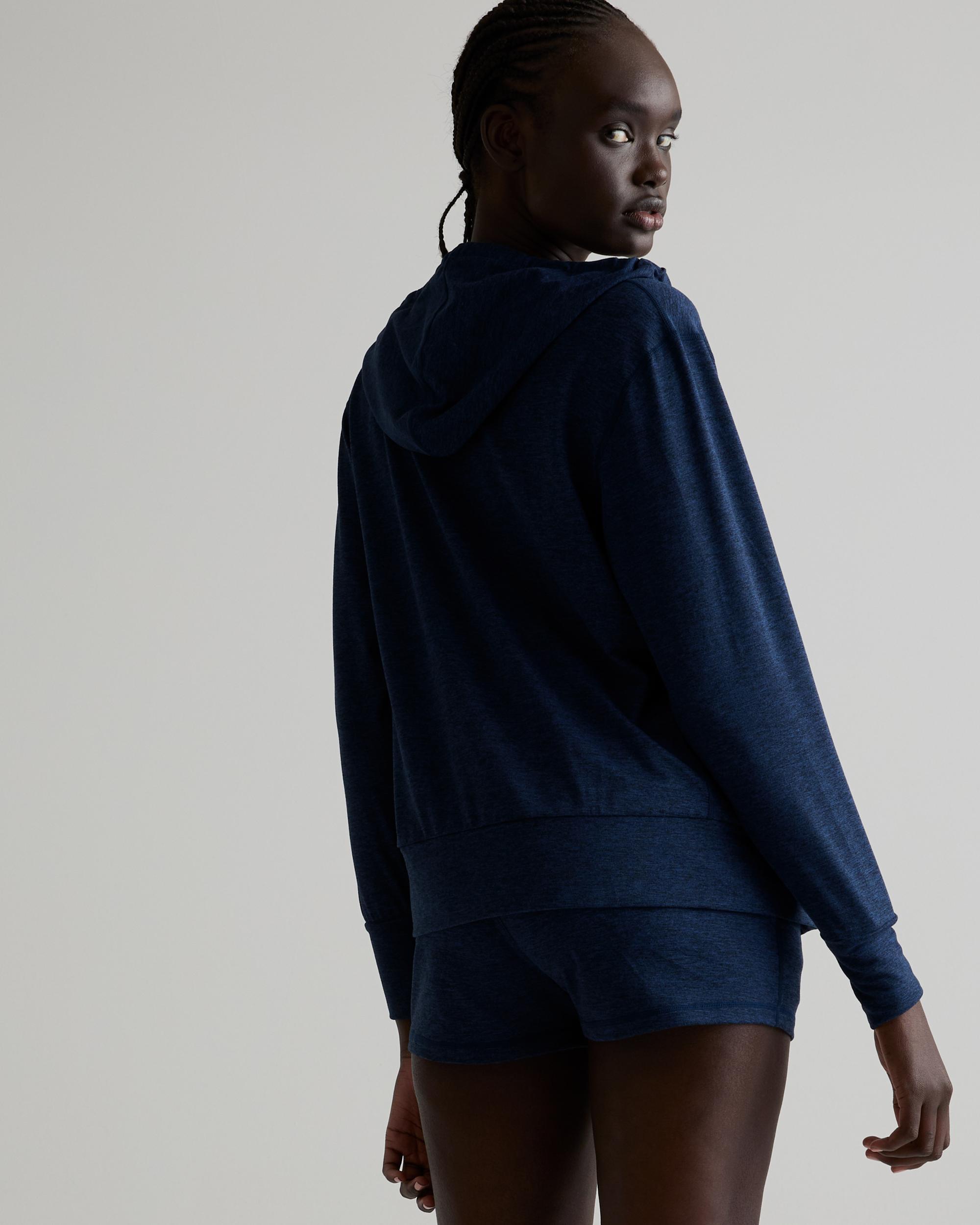 Quince | Women's Super Soft Performance Full Zip Hoodie in Navy, Flowknit Activewear, Size XL, Recycled Polyester Product Image