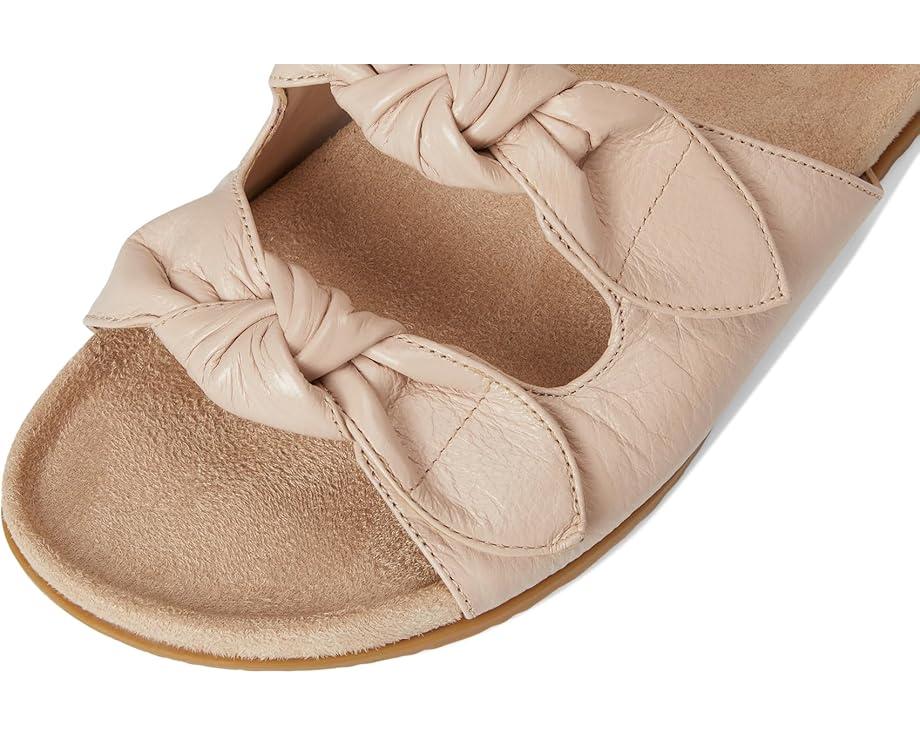 Carmela Thongs Product Image