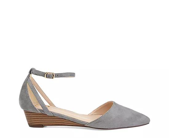 Journee Collection Womens Arkie Pump Product Image